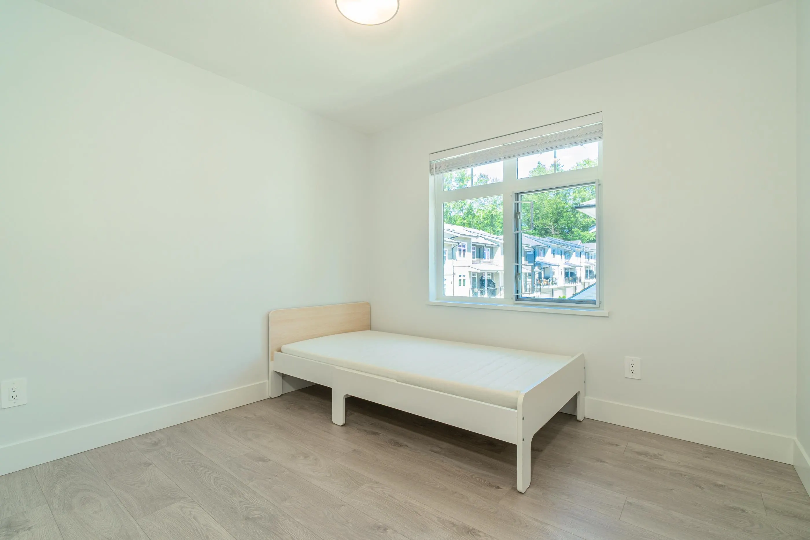 18 2070 Oak Meadows Drive