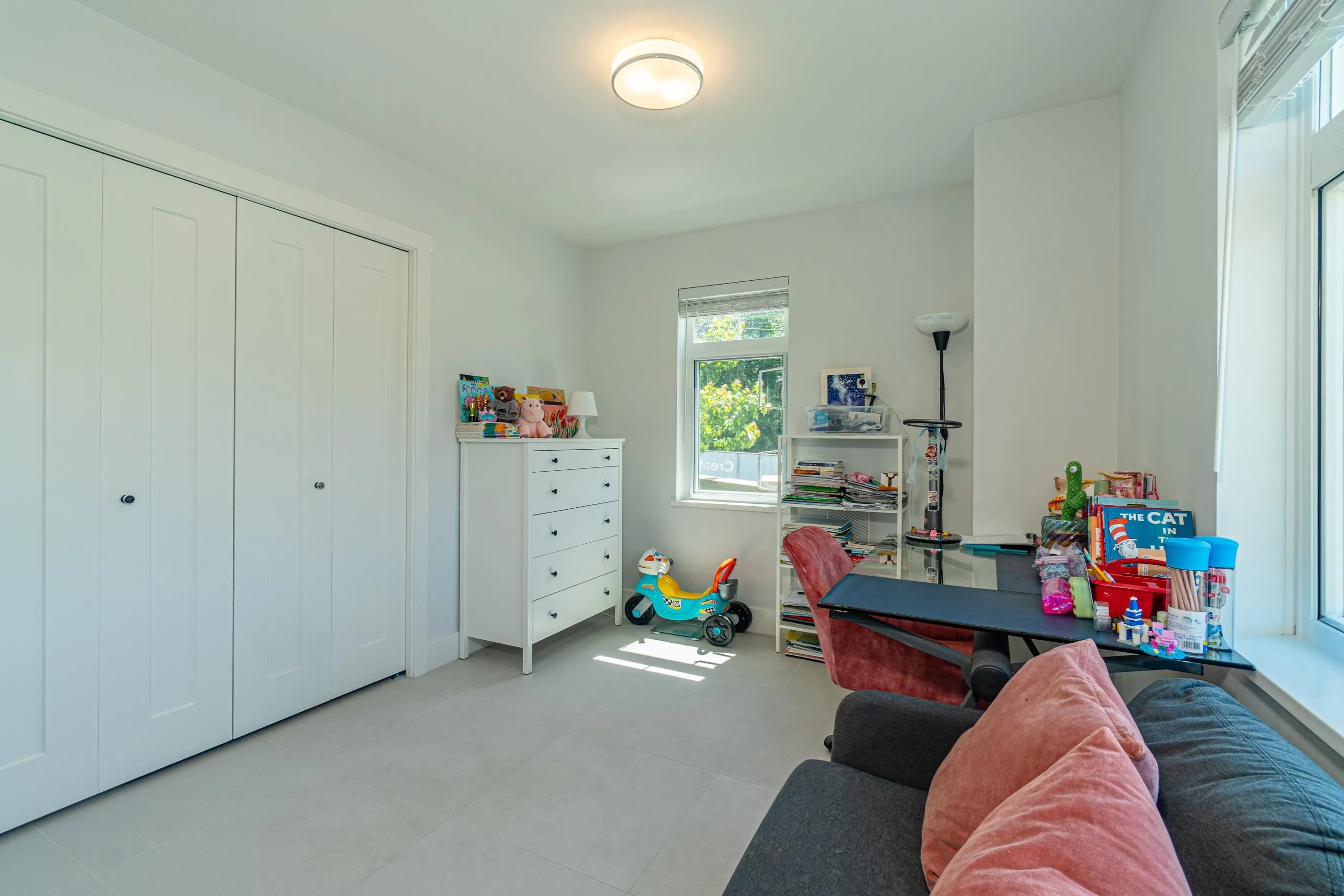 18 2070 Oak Meadows Drive