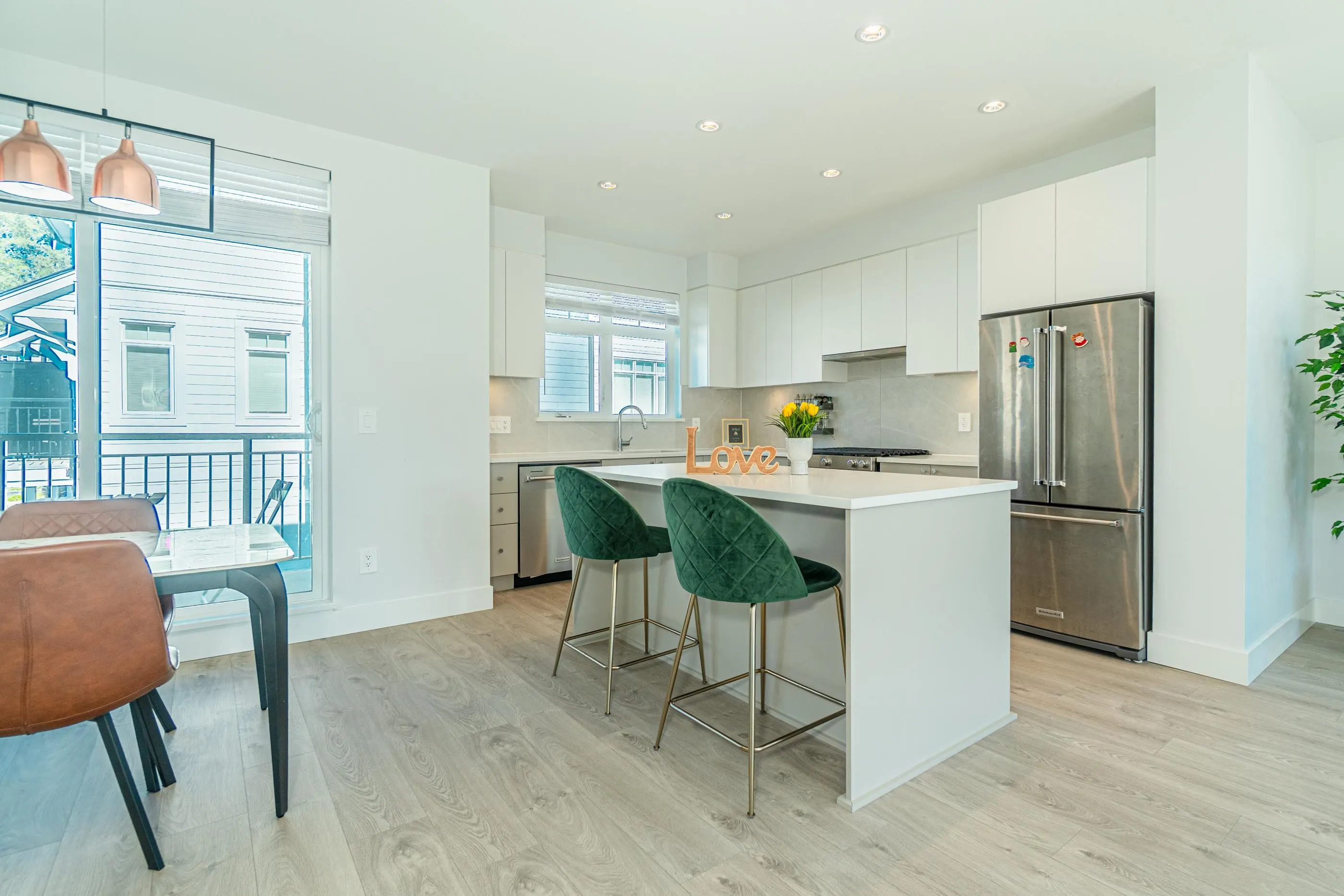 18 2070 Oak Meadows Drive