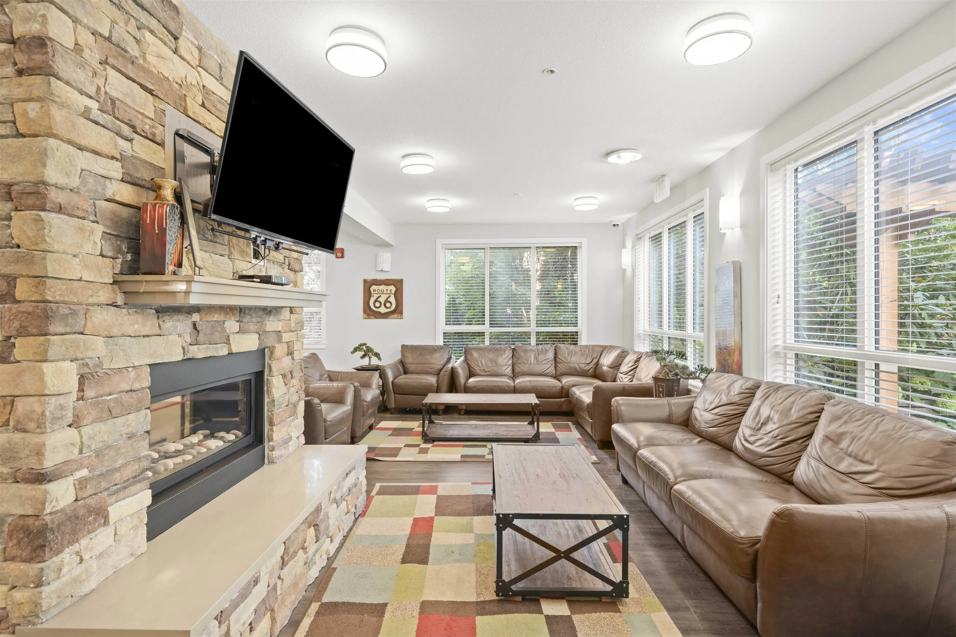510 15388 105 Avenue