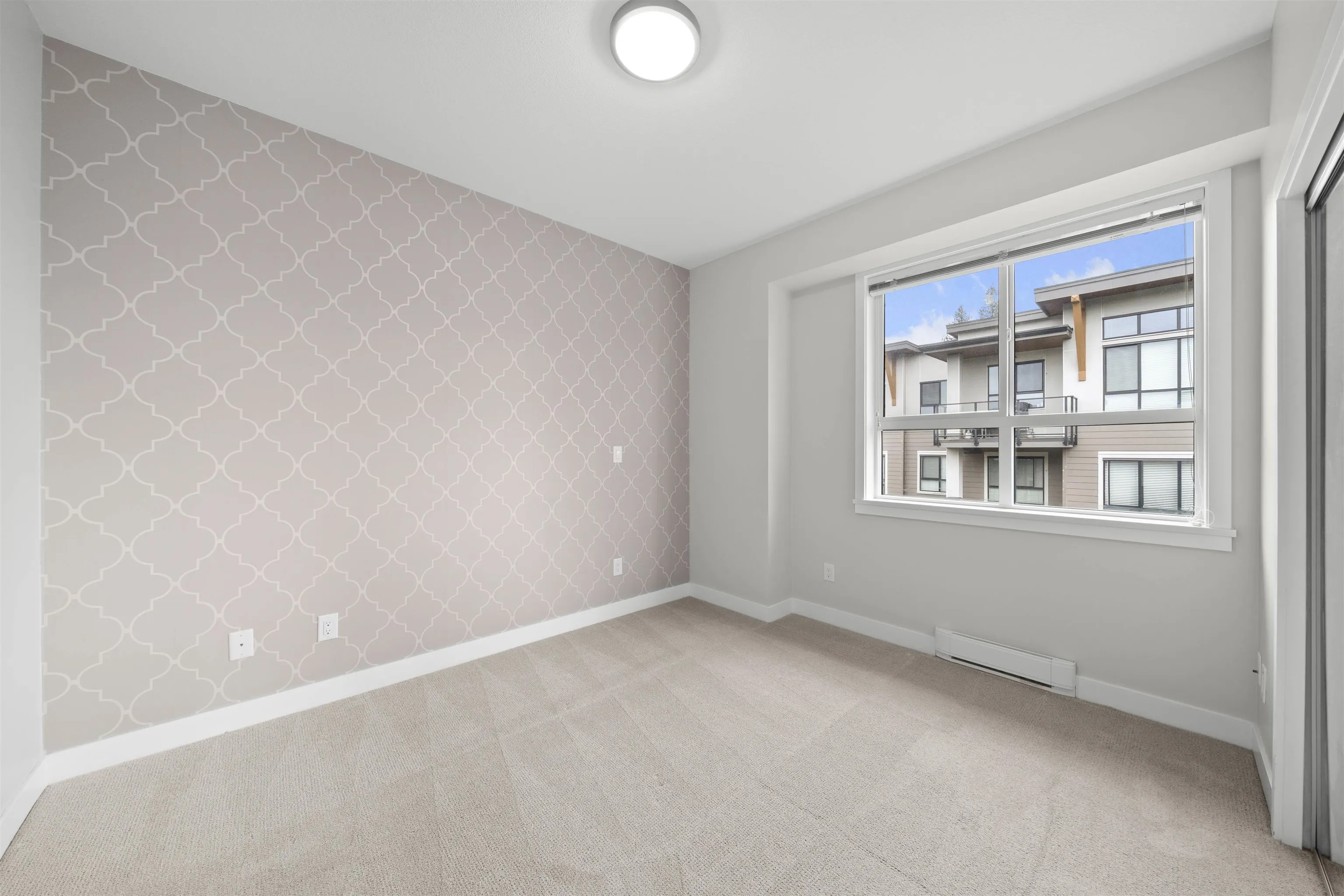 510 15388 105 Avenue