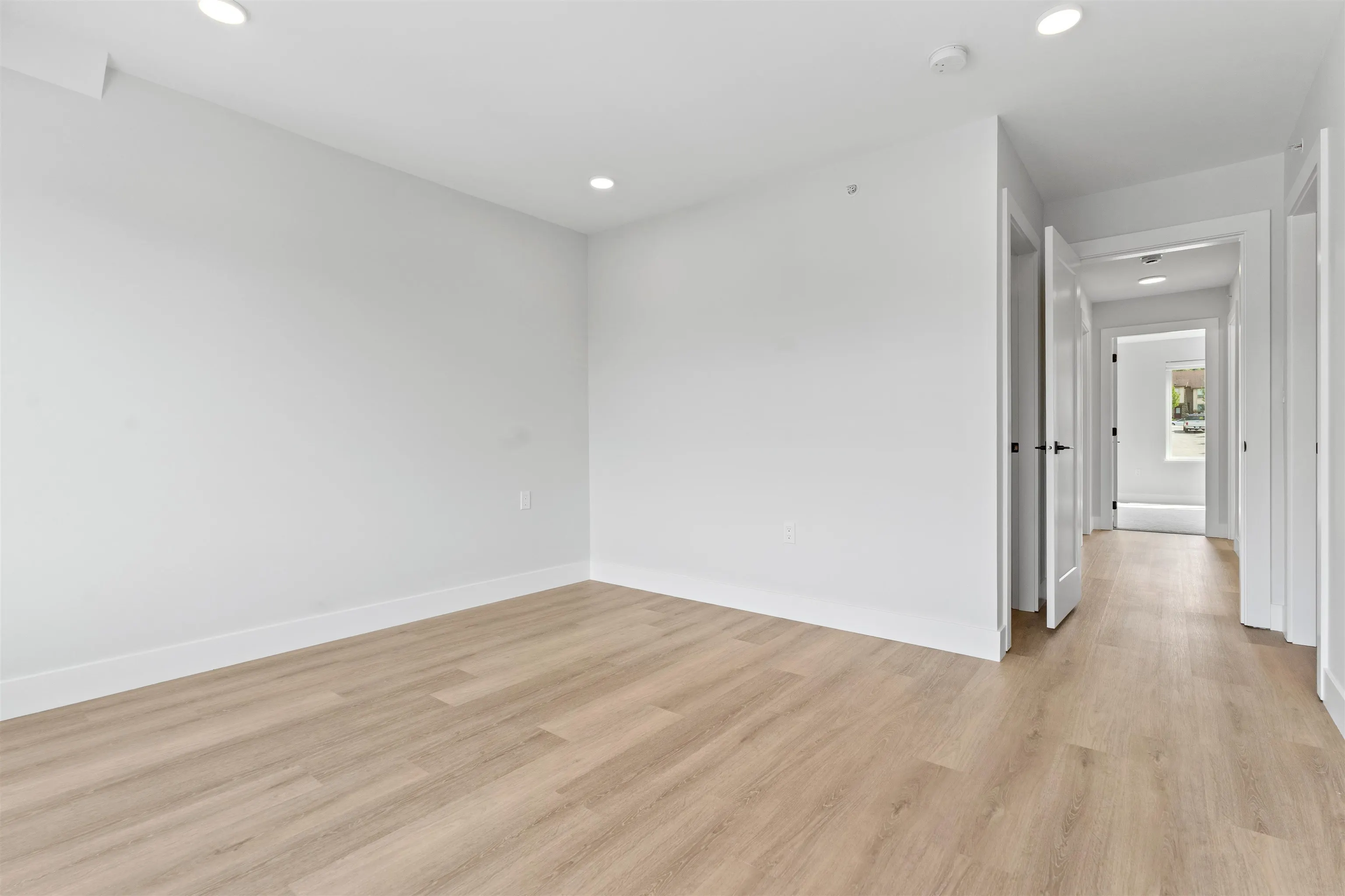 38 10640 248 Street