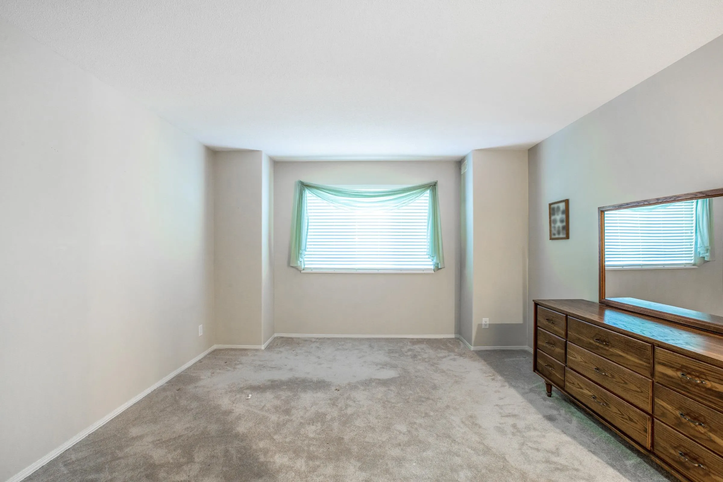 212 13888 70 Avenue
