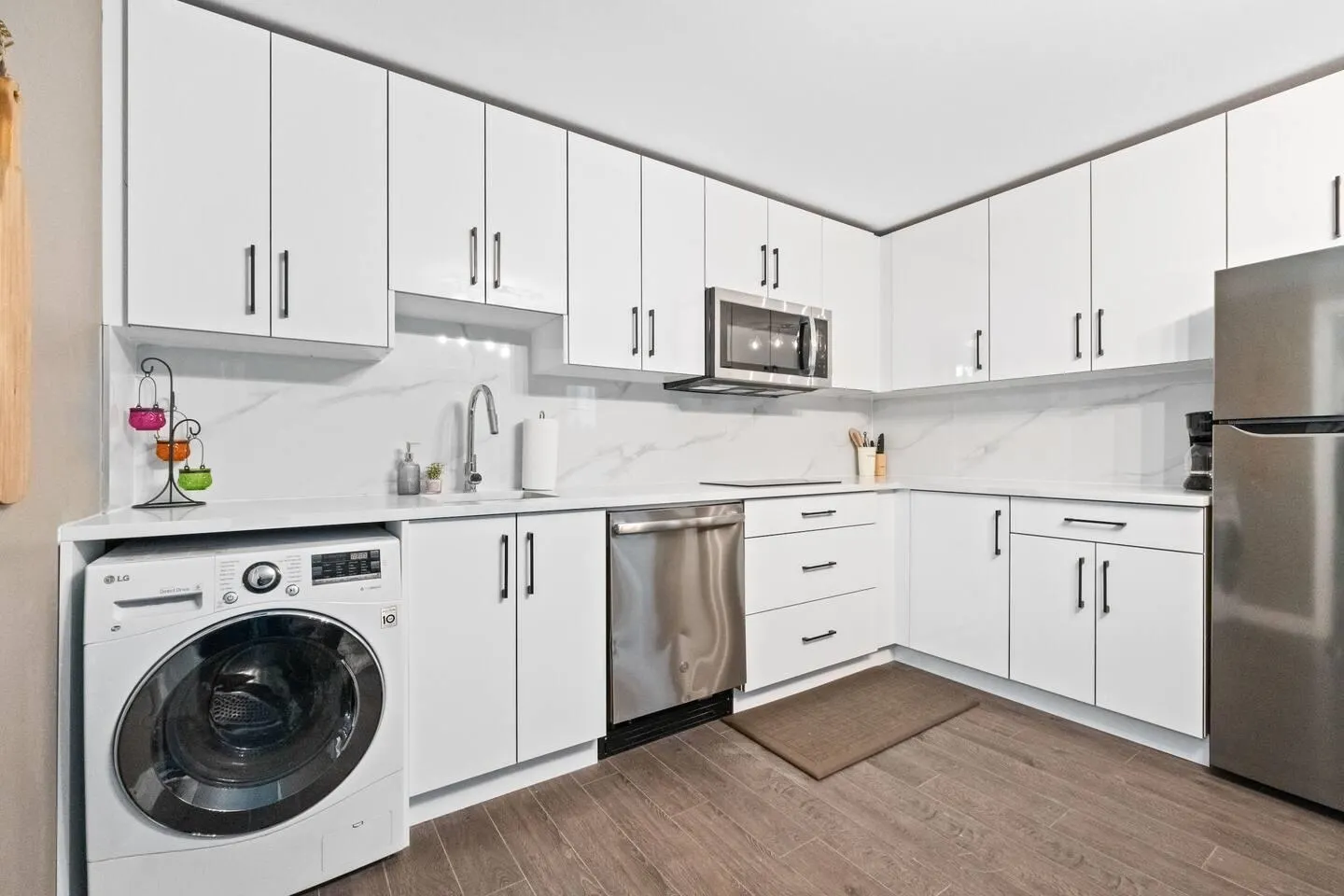 Basement 6779 186 Street
