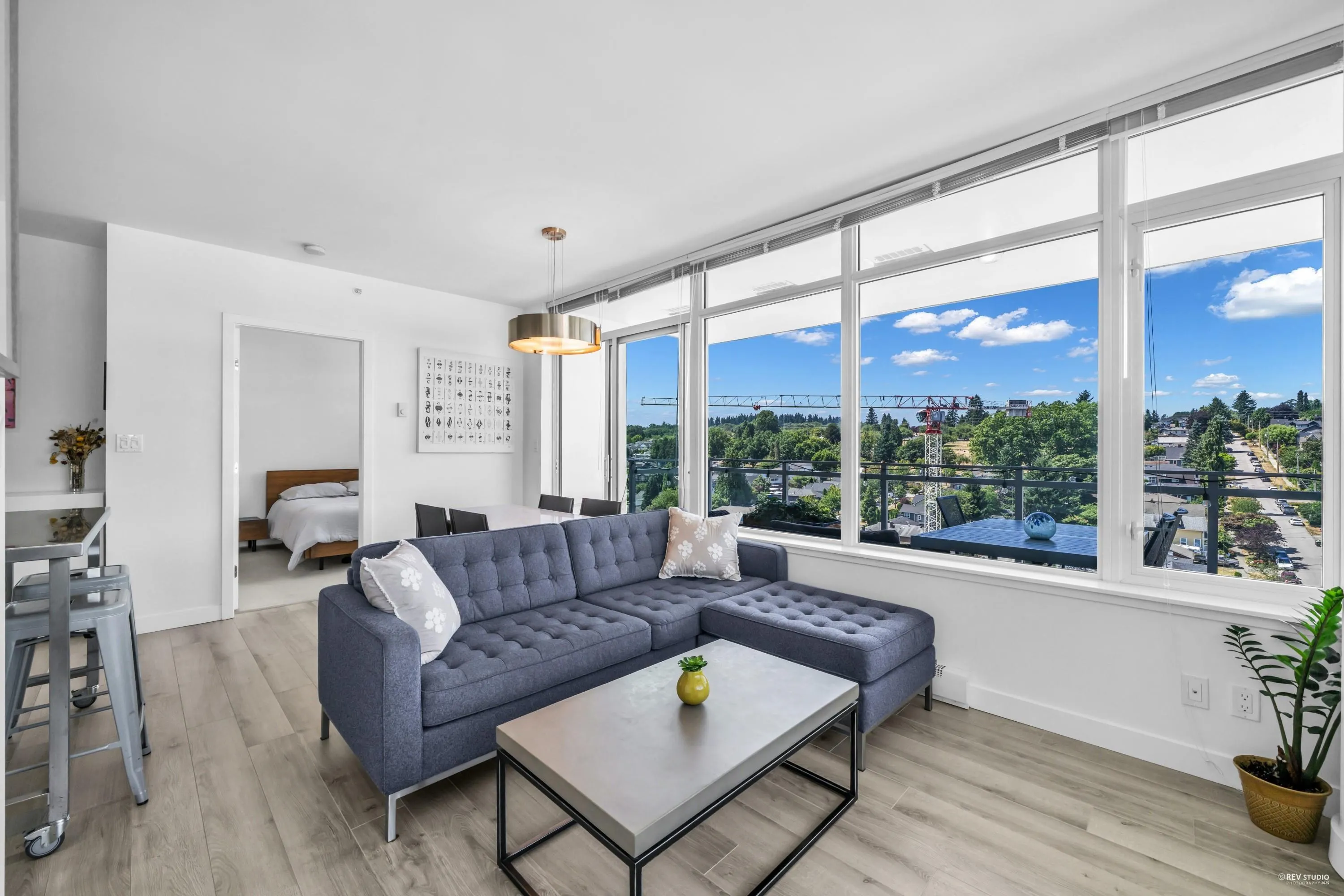 1203 200 Nelson's Crescent