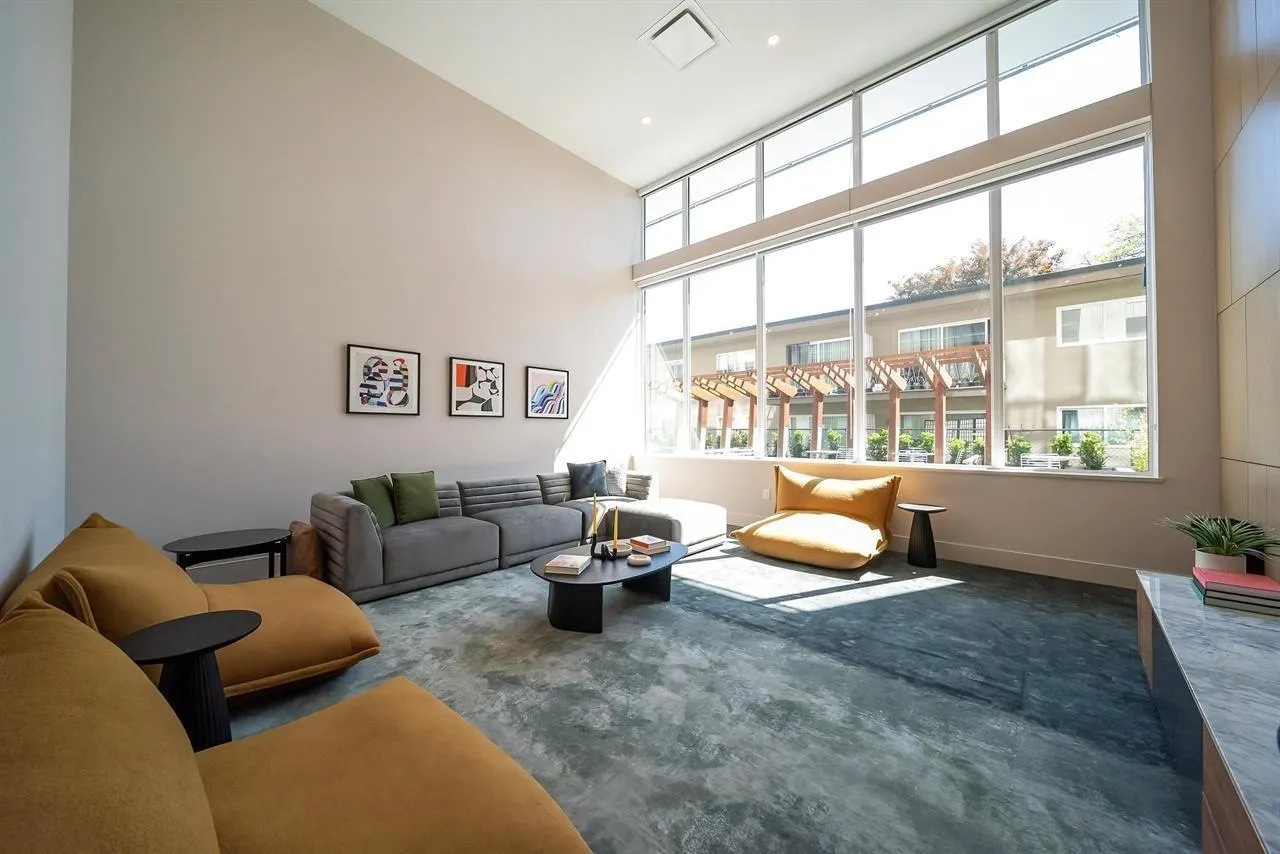 1803 6537 Telford Avenue