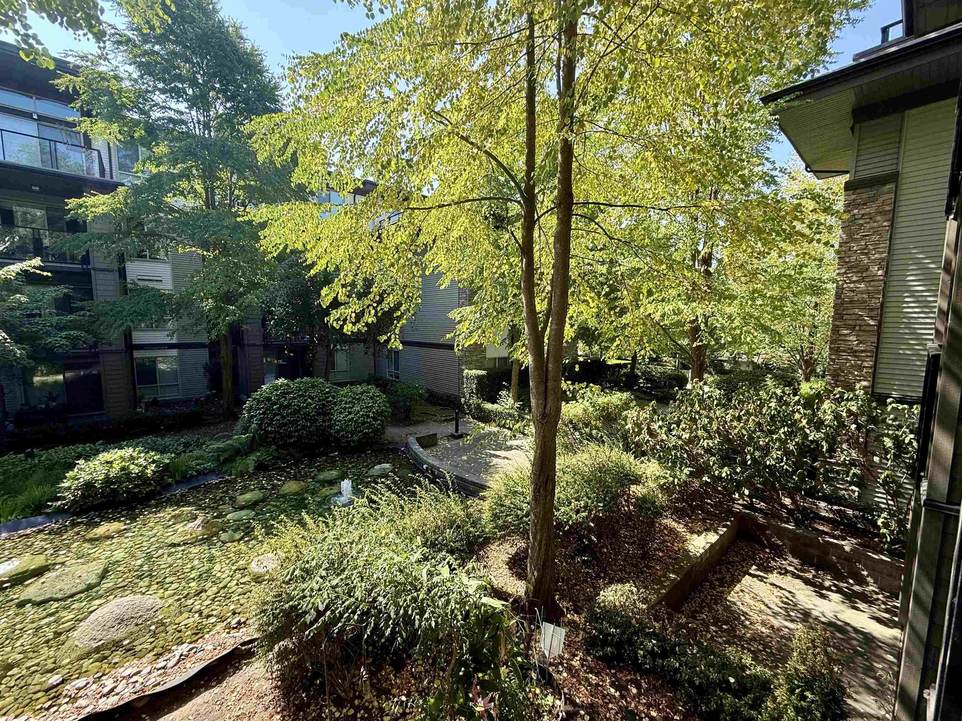 215 7478 Byrnepark Walk