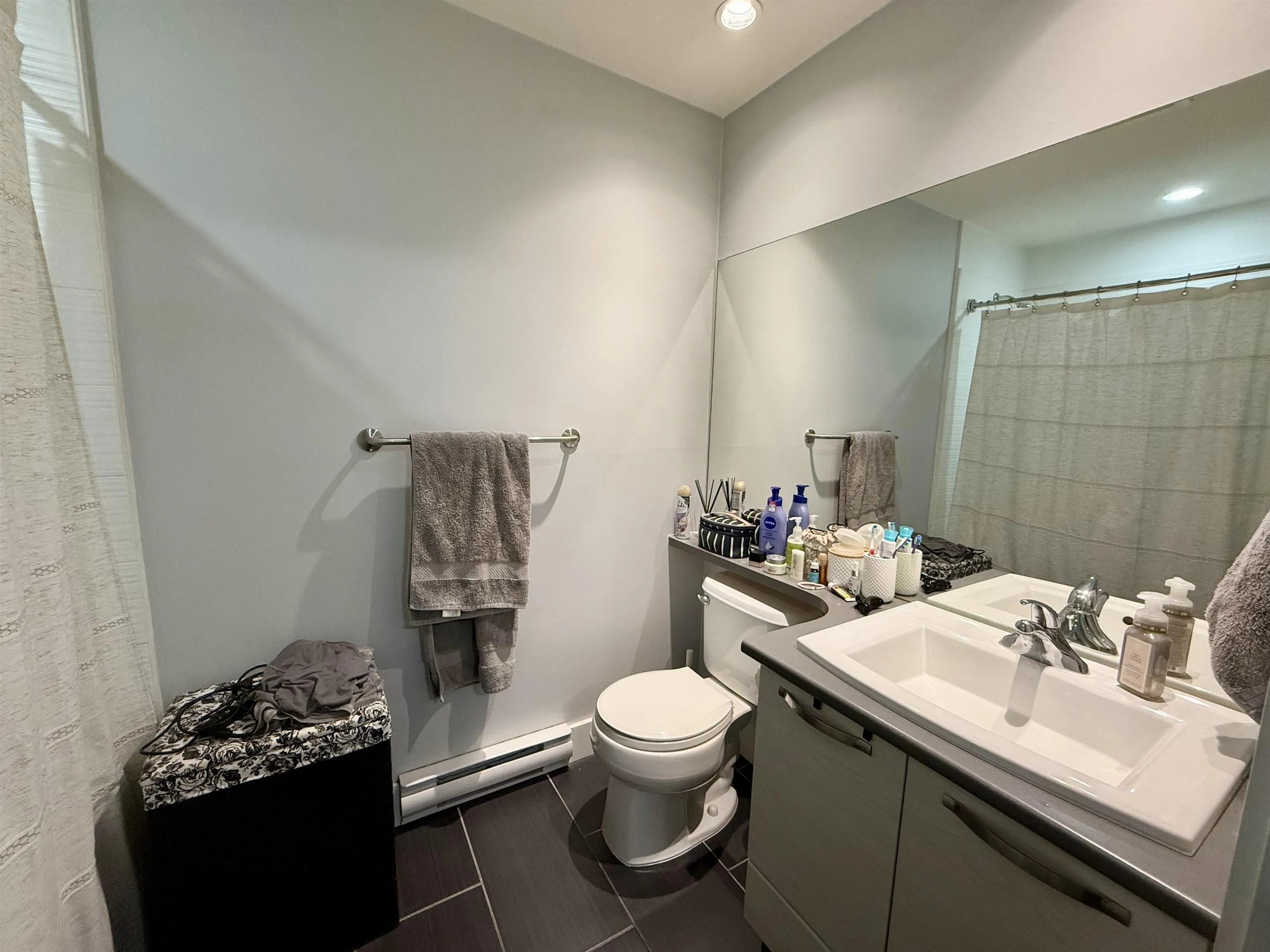 215 7478 Byrnepark Walk