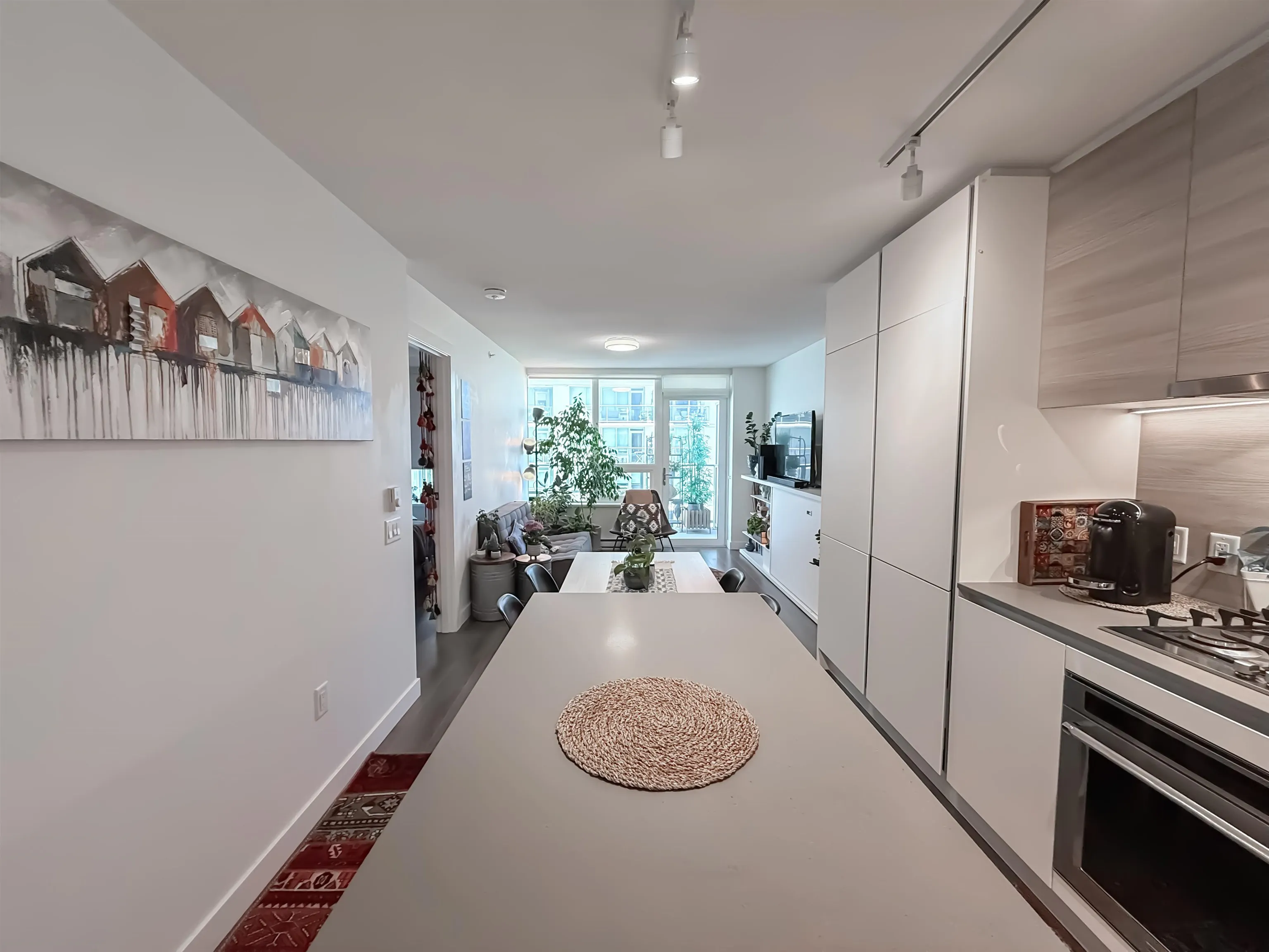 2108 908 Quayside Drive