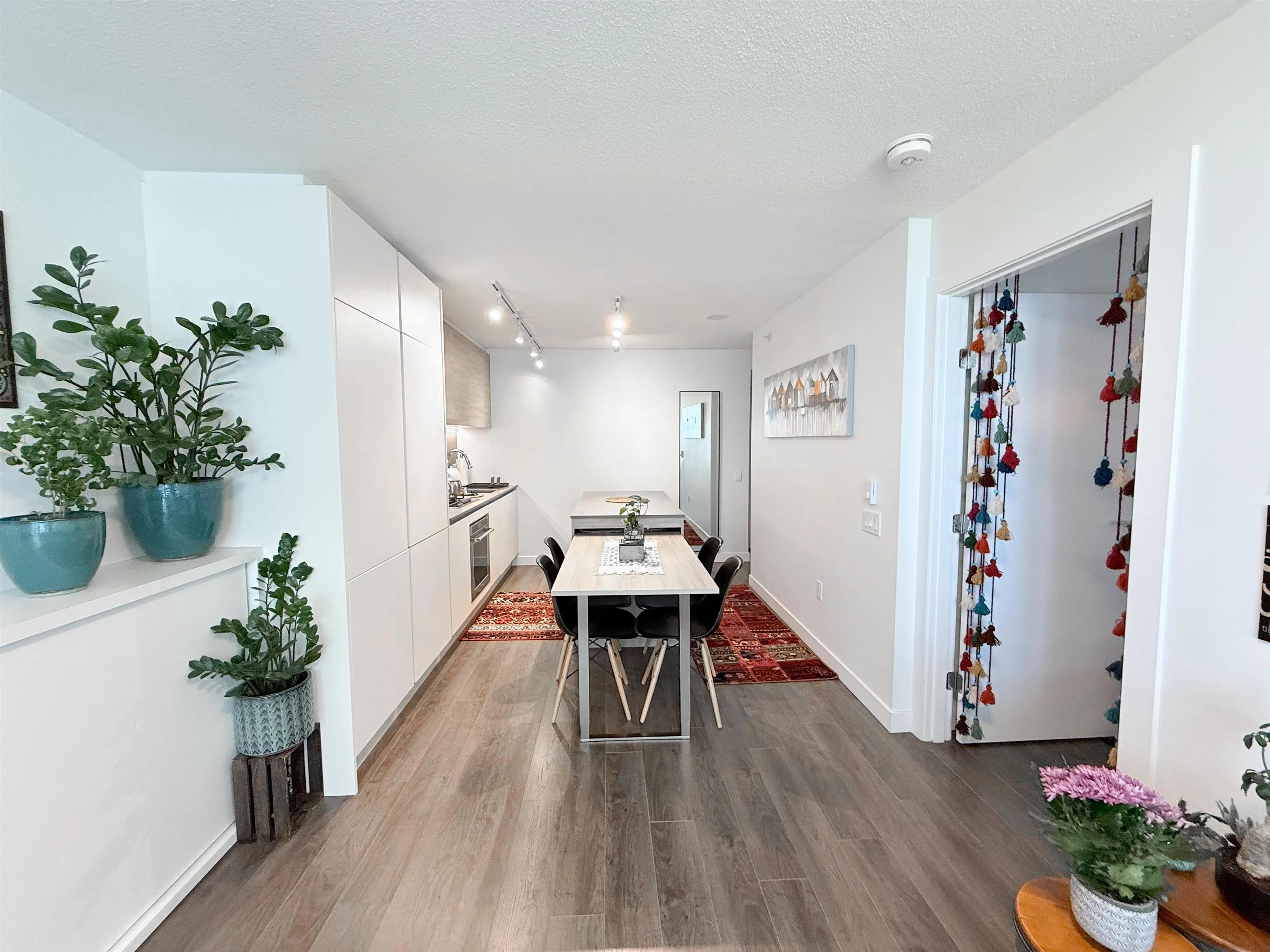 2108 908 Quayside Drive