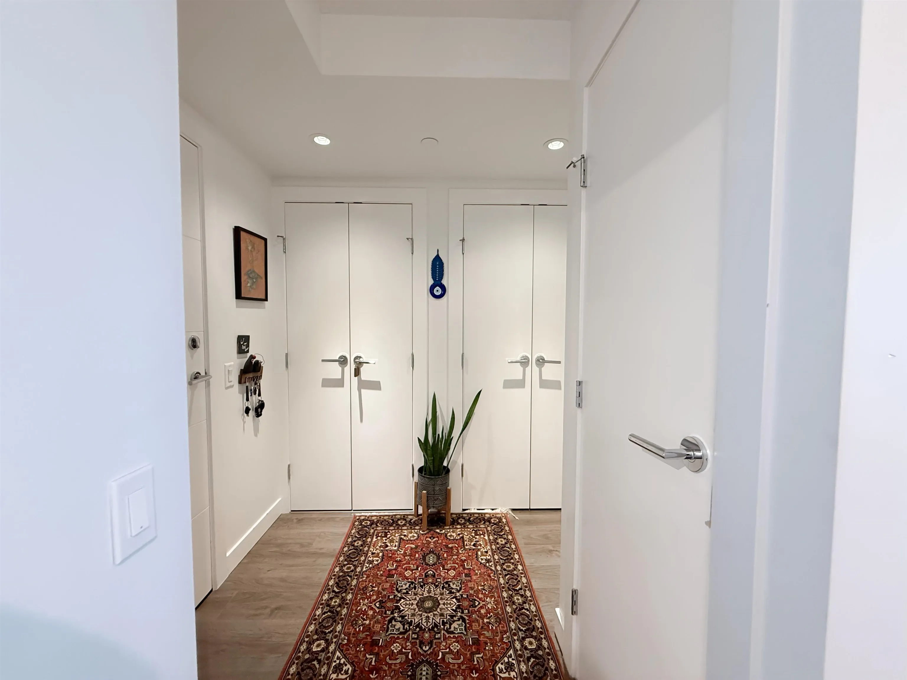2108 908 Quayside Drive