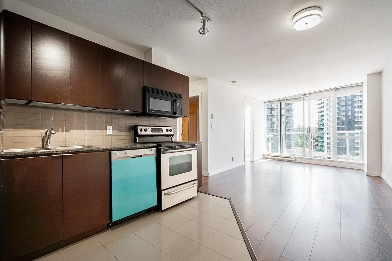 707 13618 100 Avenue