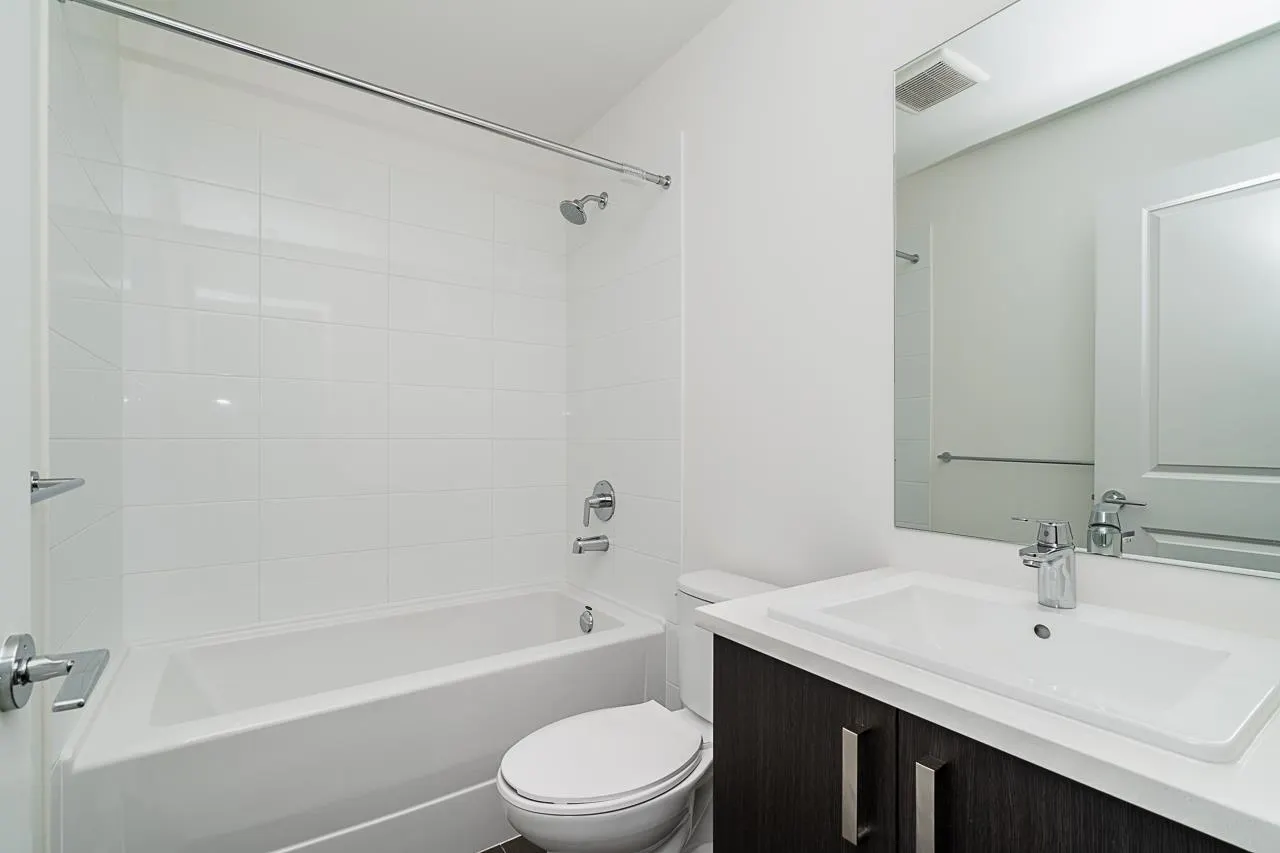 505 15858 Fraser Highway