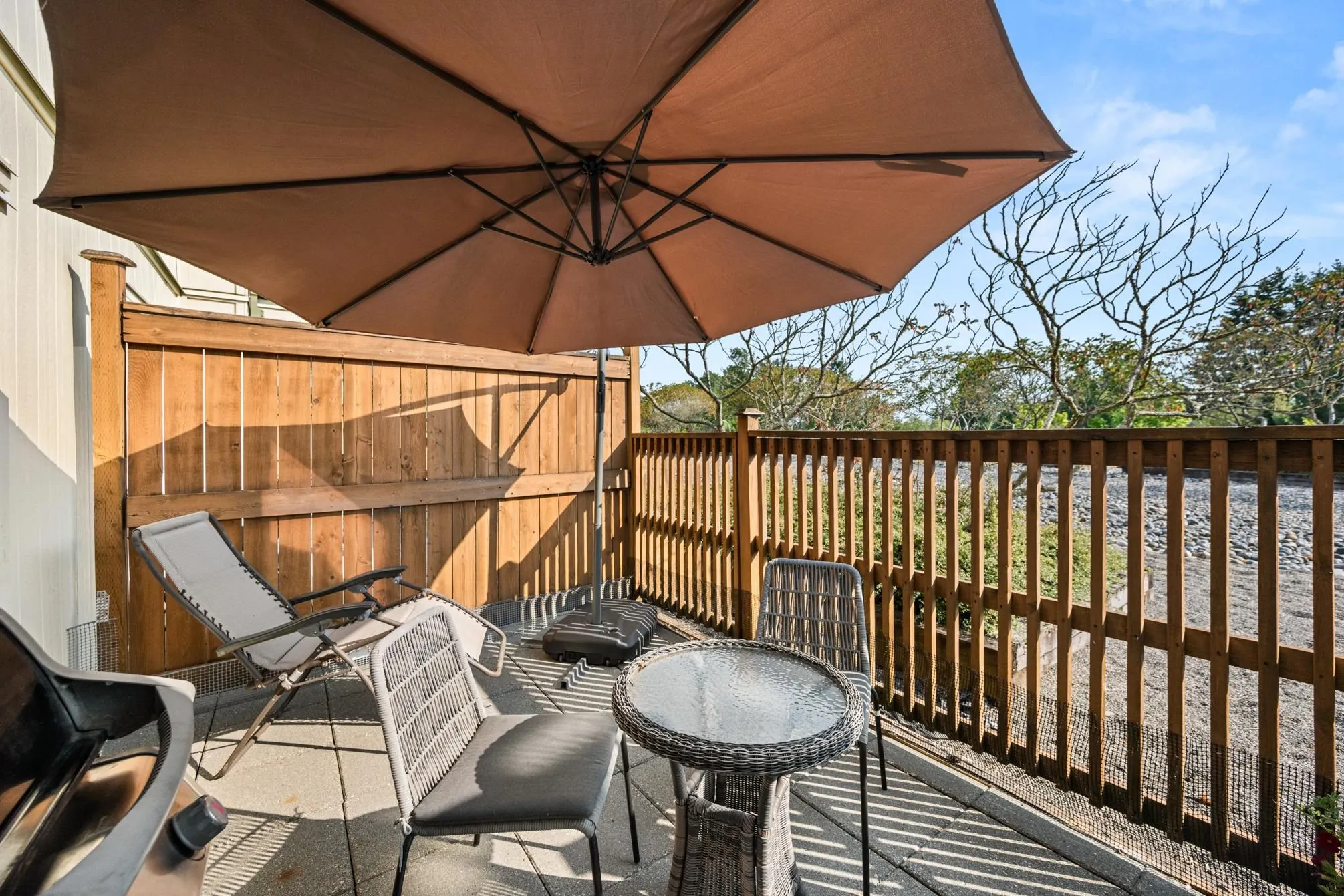 209 15735 Croydon Drive