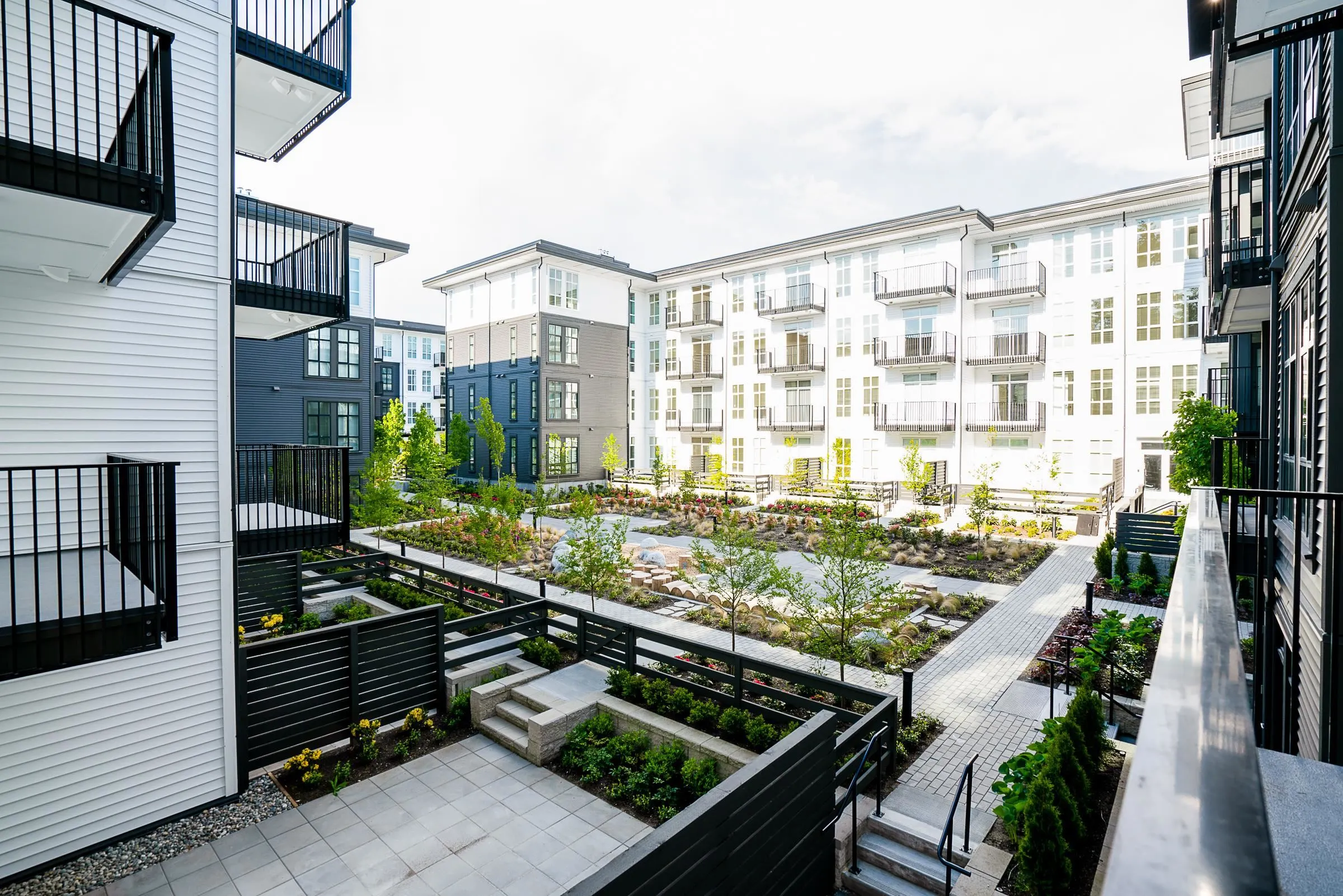 201 13929 105 Boulevard