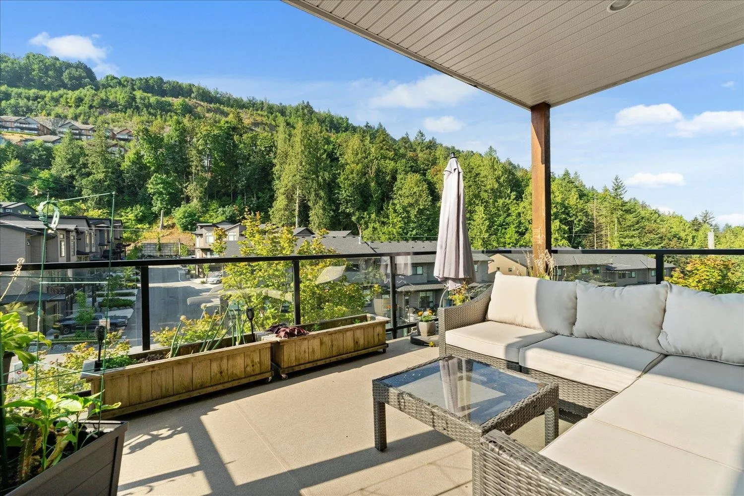 6 43685 Chilliwack Mountain Road