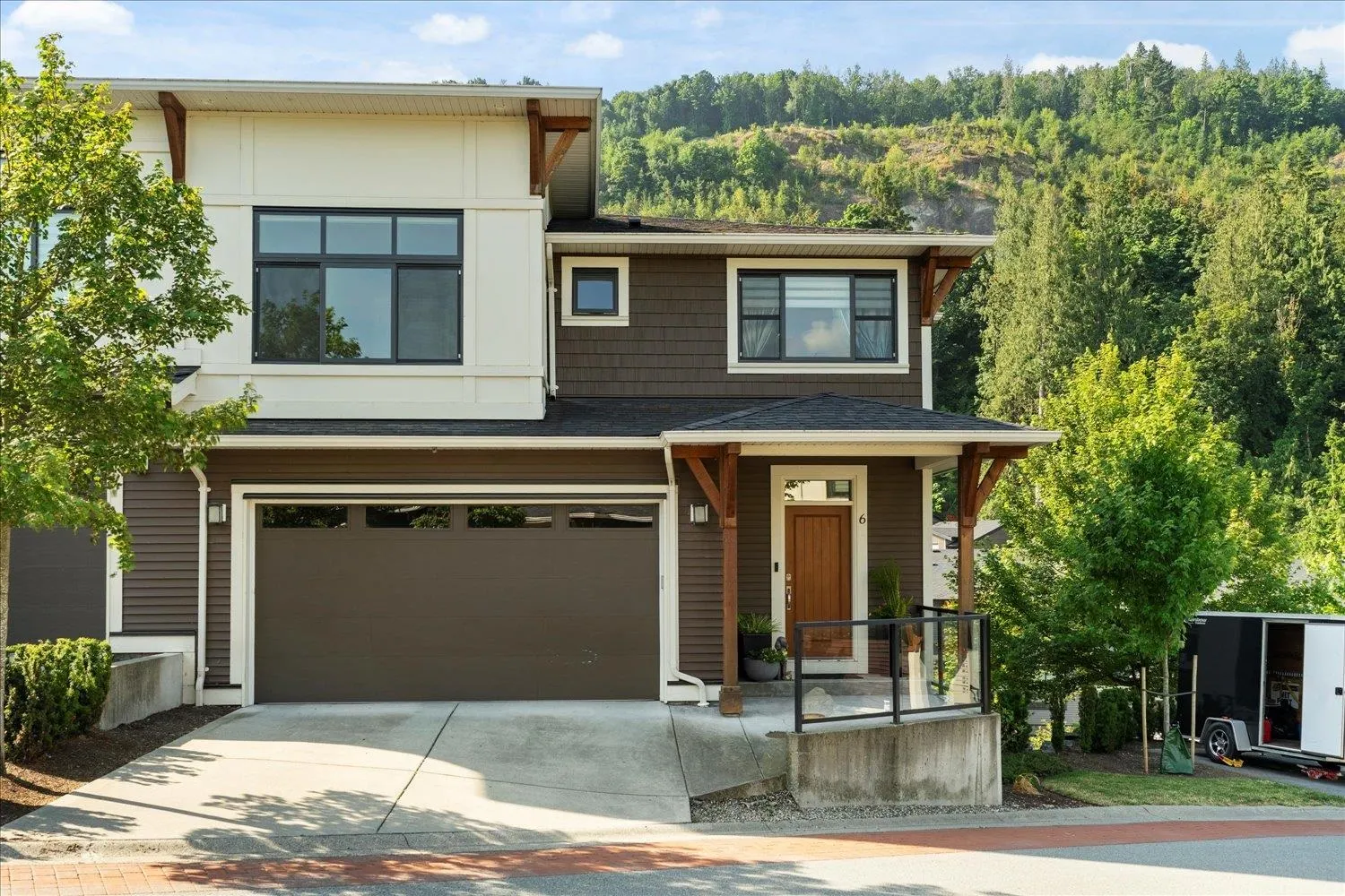 6 43685 Chilliwack Mountain Road