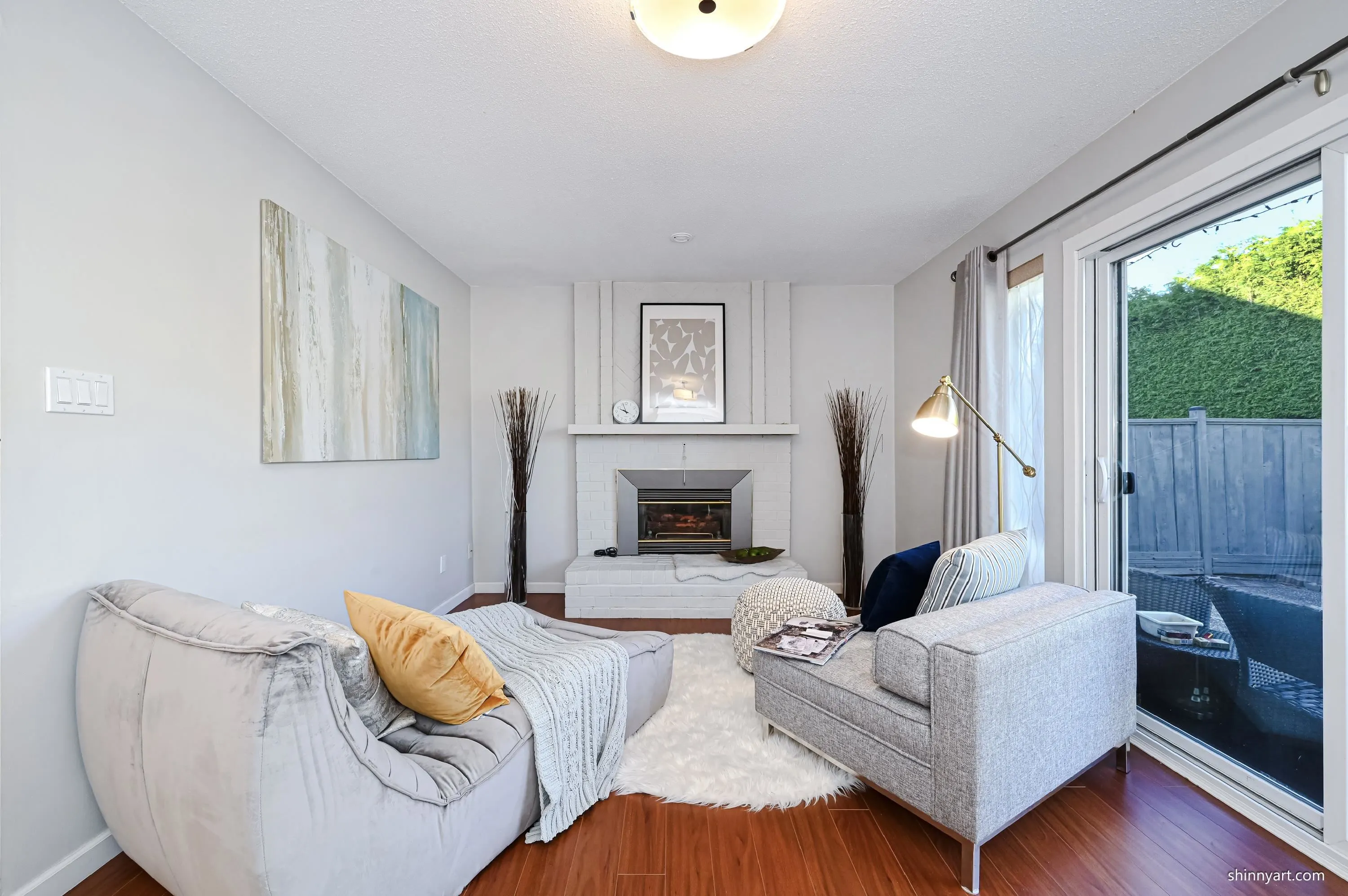 4151 Waller Drive