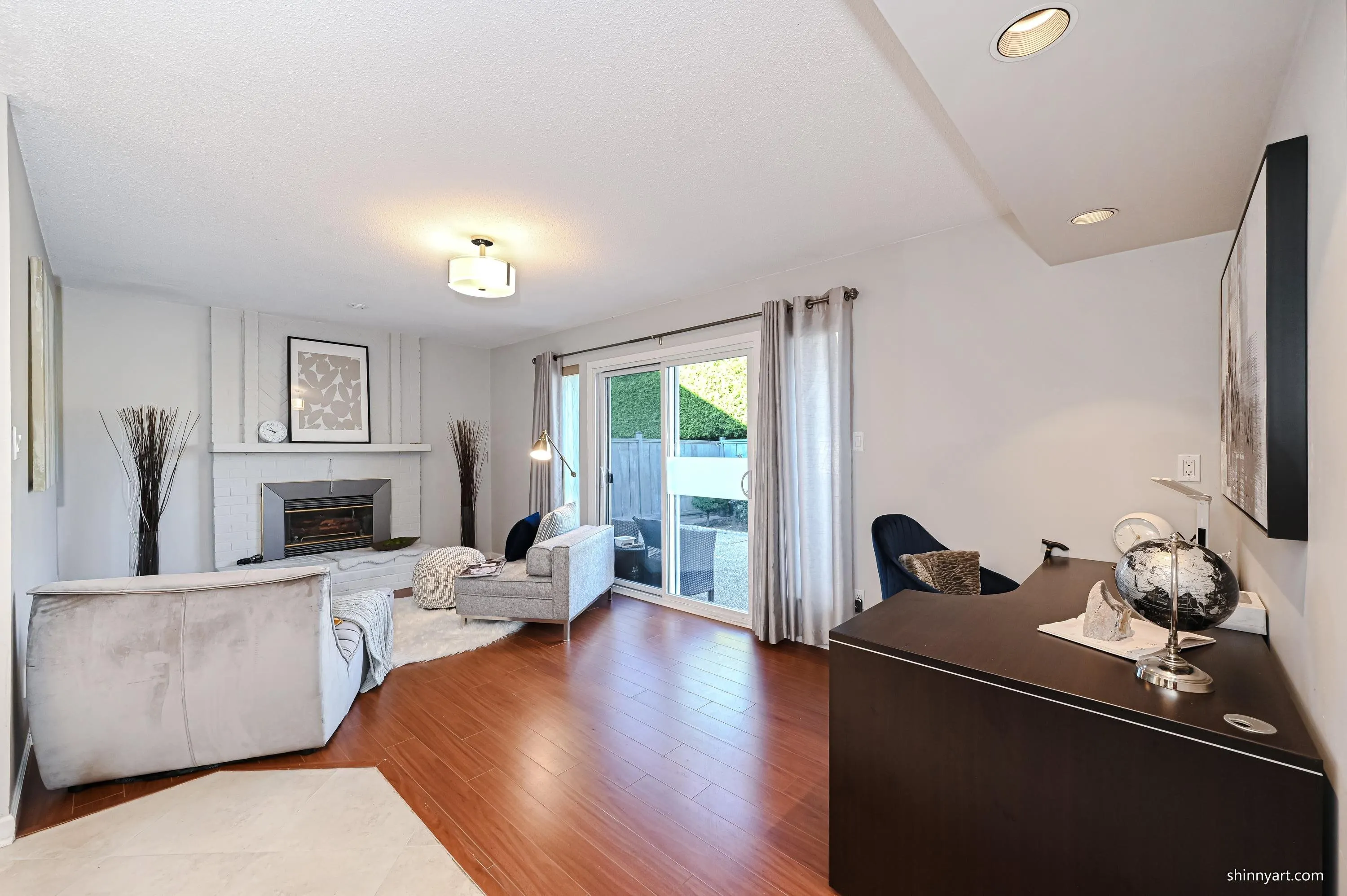 4151 Waller Drive