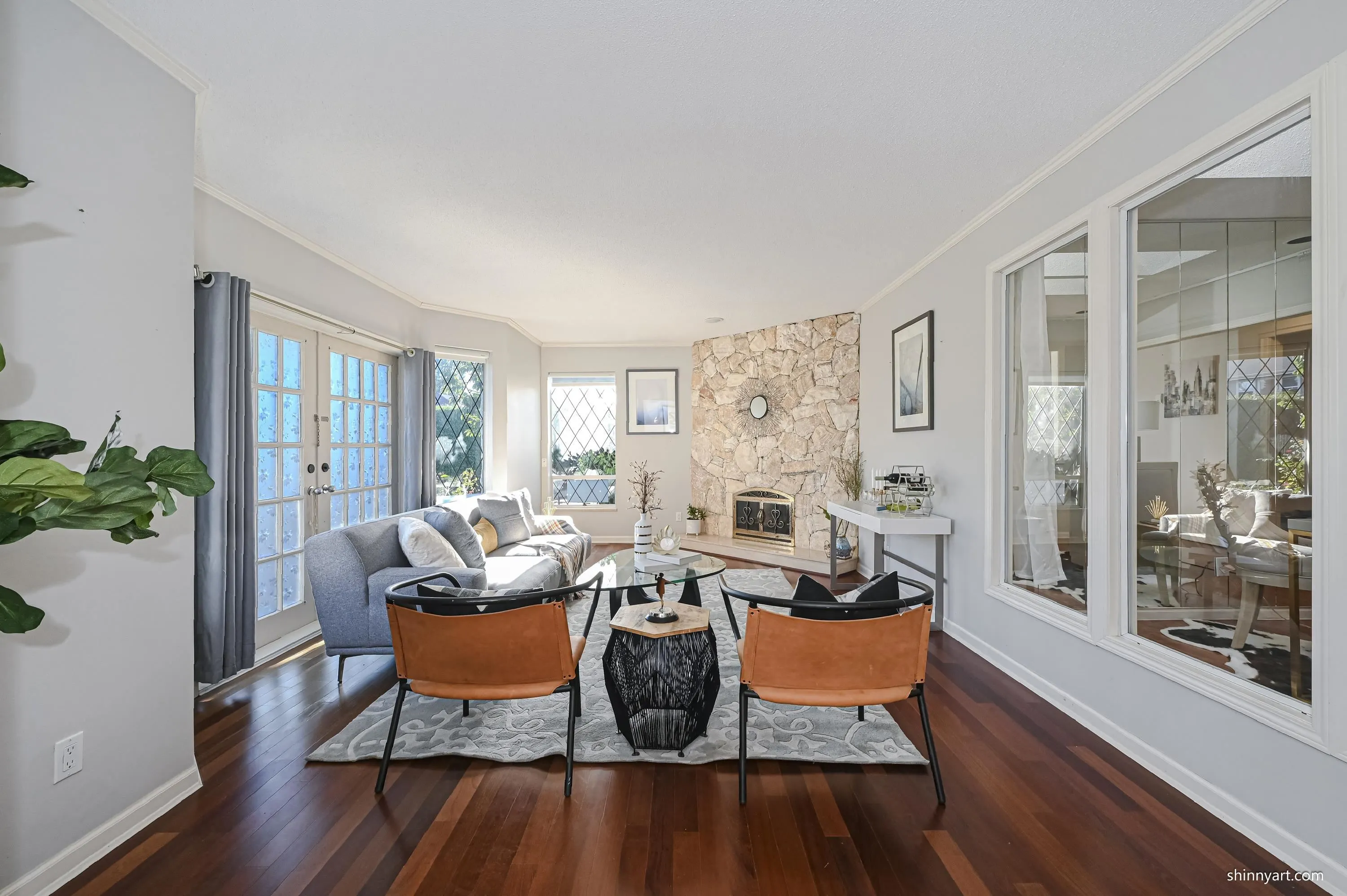 4151 Waller Drive