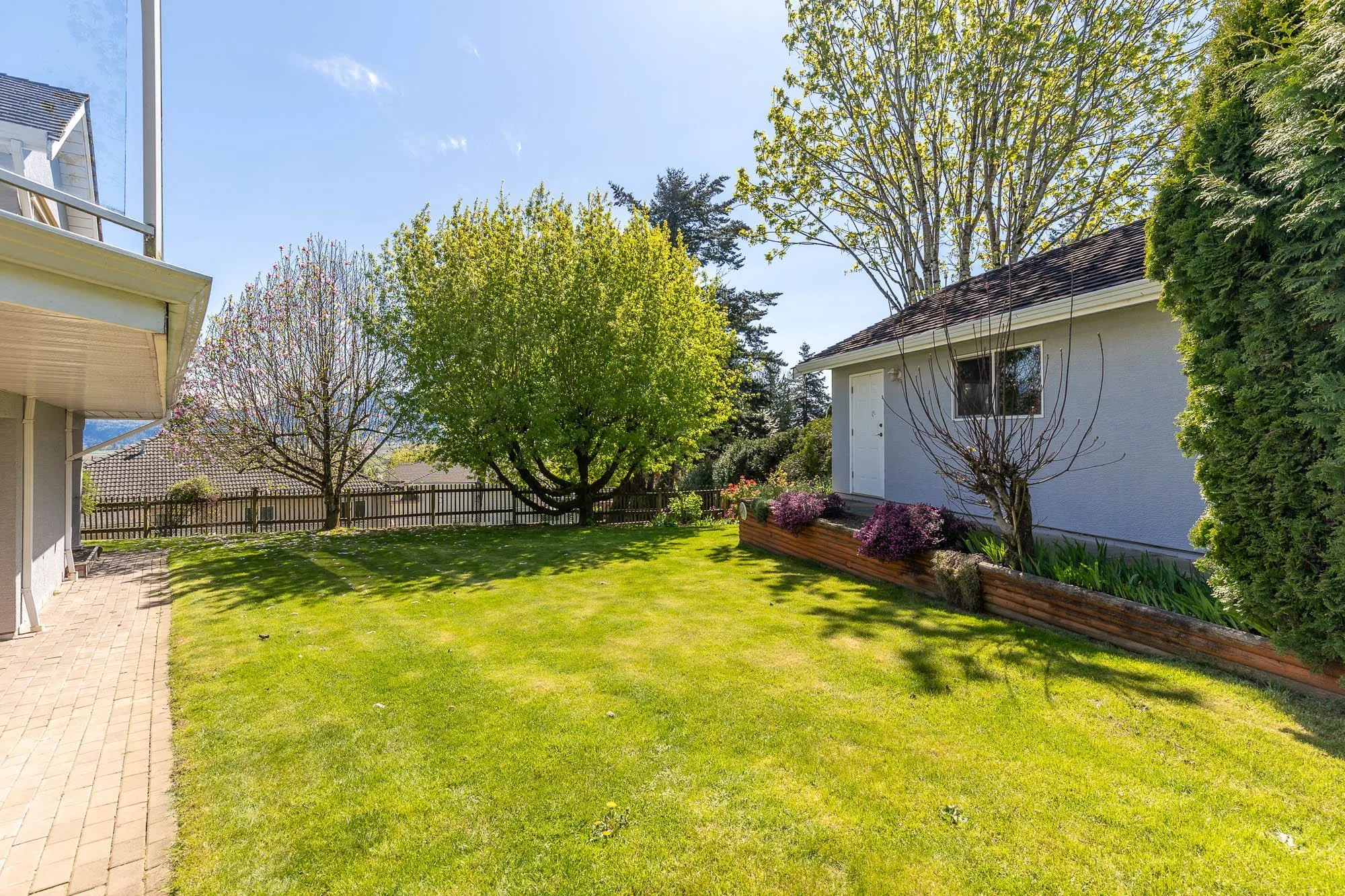 35148 Knox Crescent