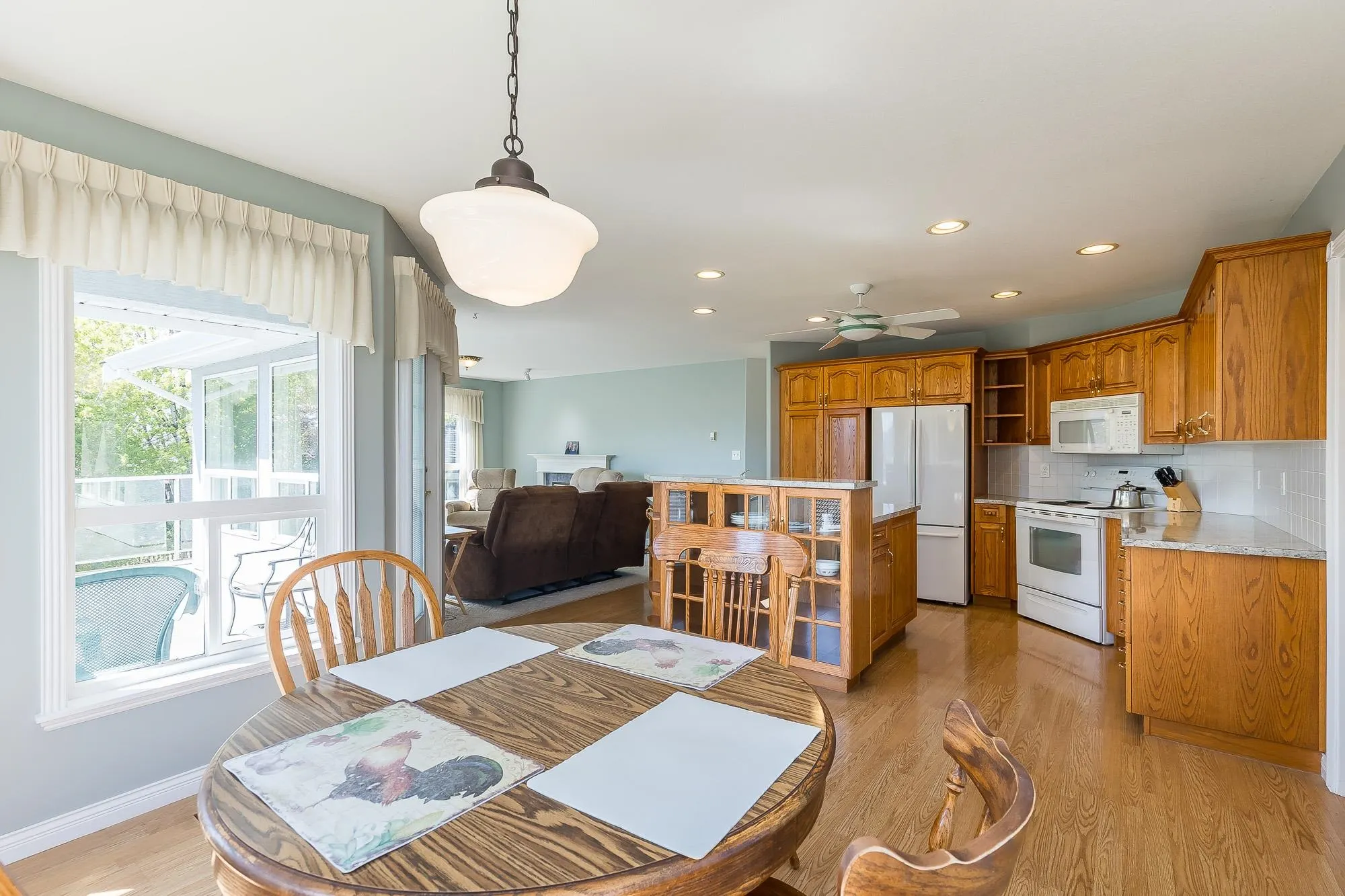 35148 Knox Crescent