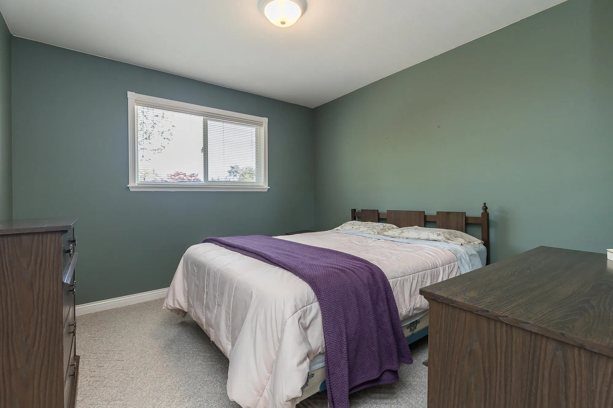 35148 Knox Crescent
