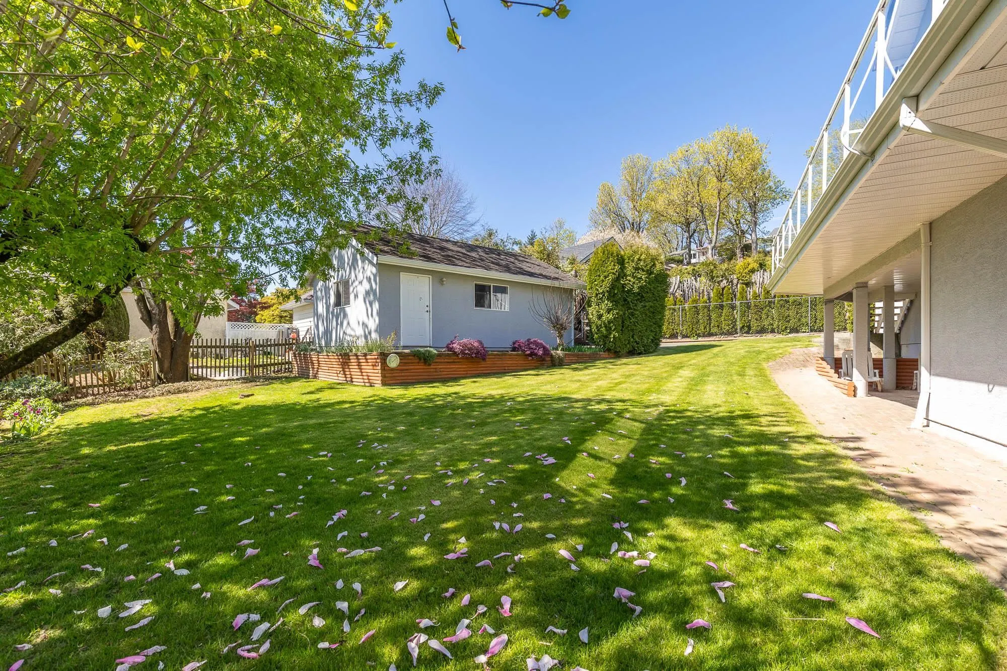 35148 Knox Crescent
