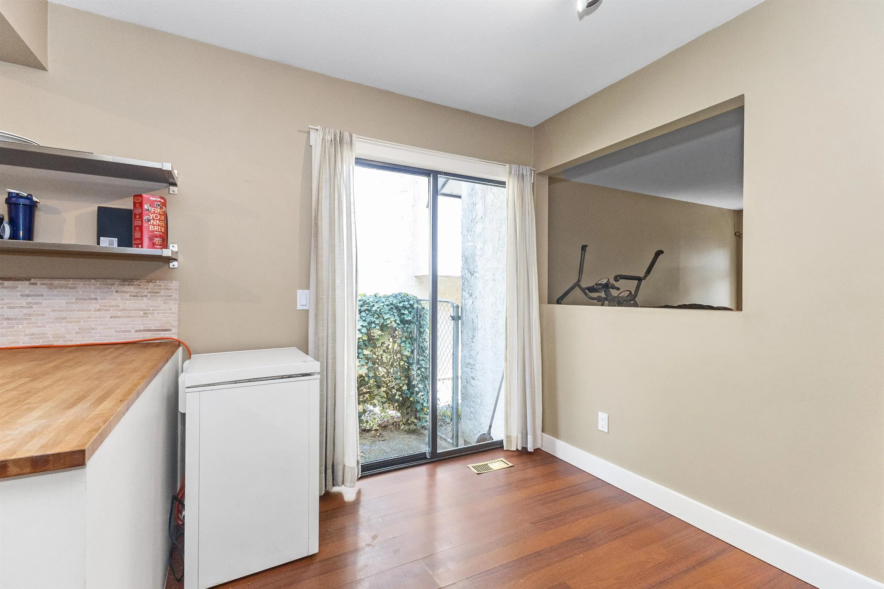 34899 Glenn Mountain Drive