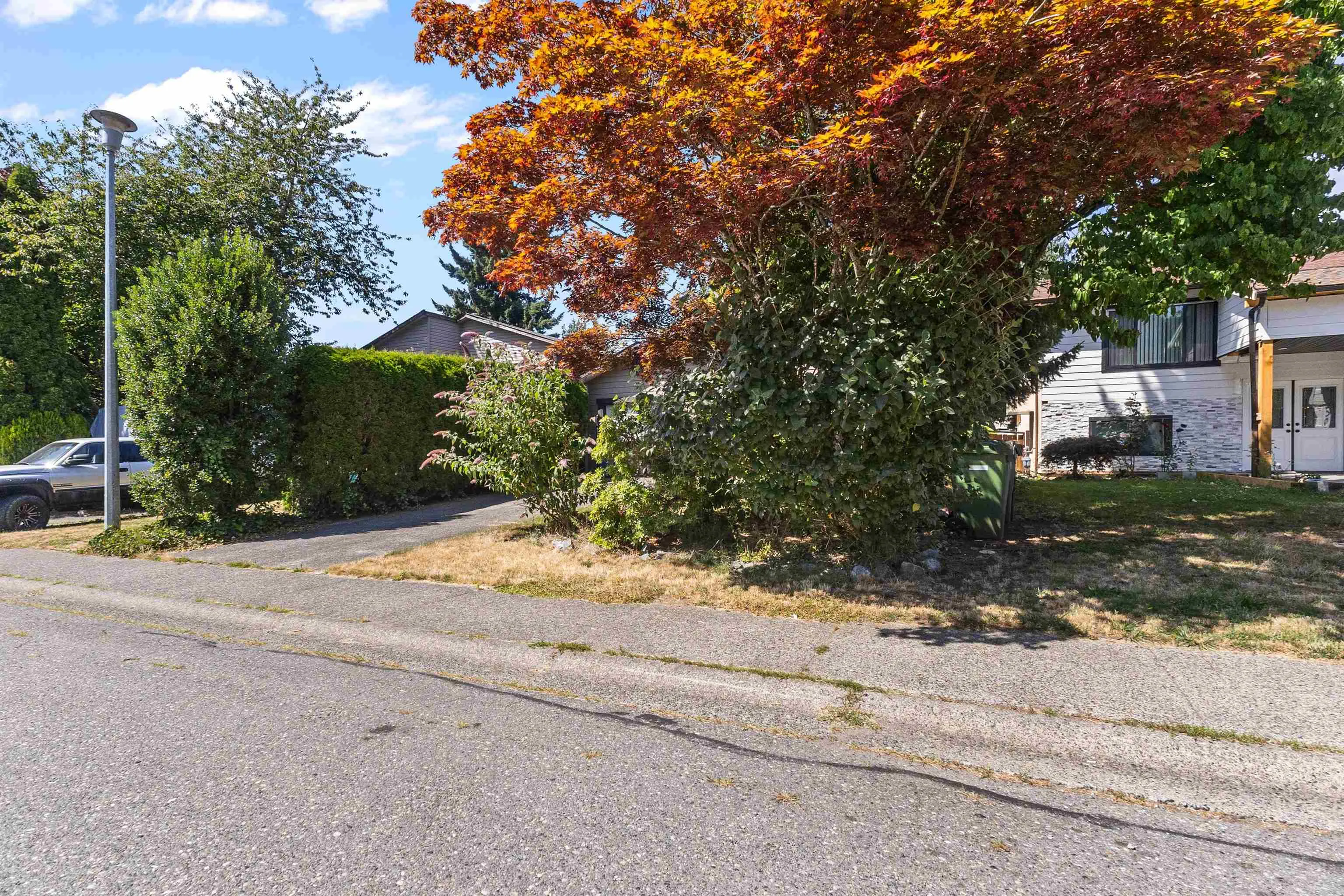 34899 Glenn Mountain Drive