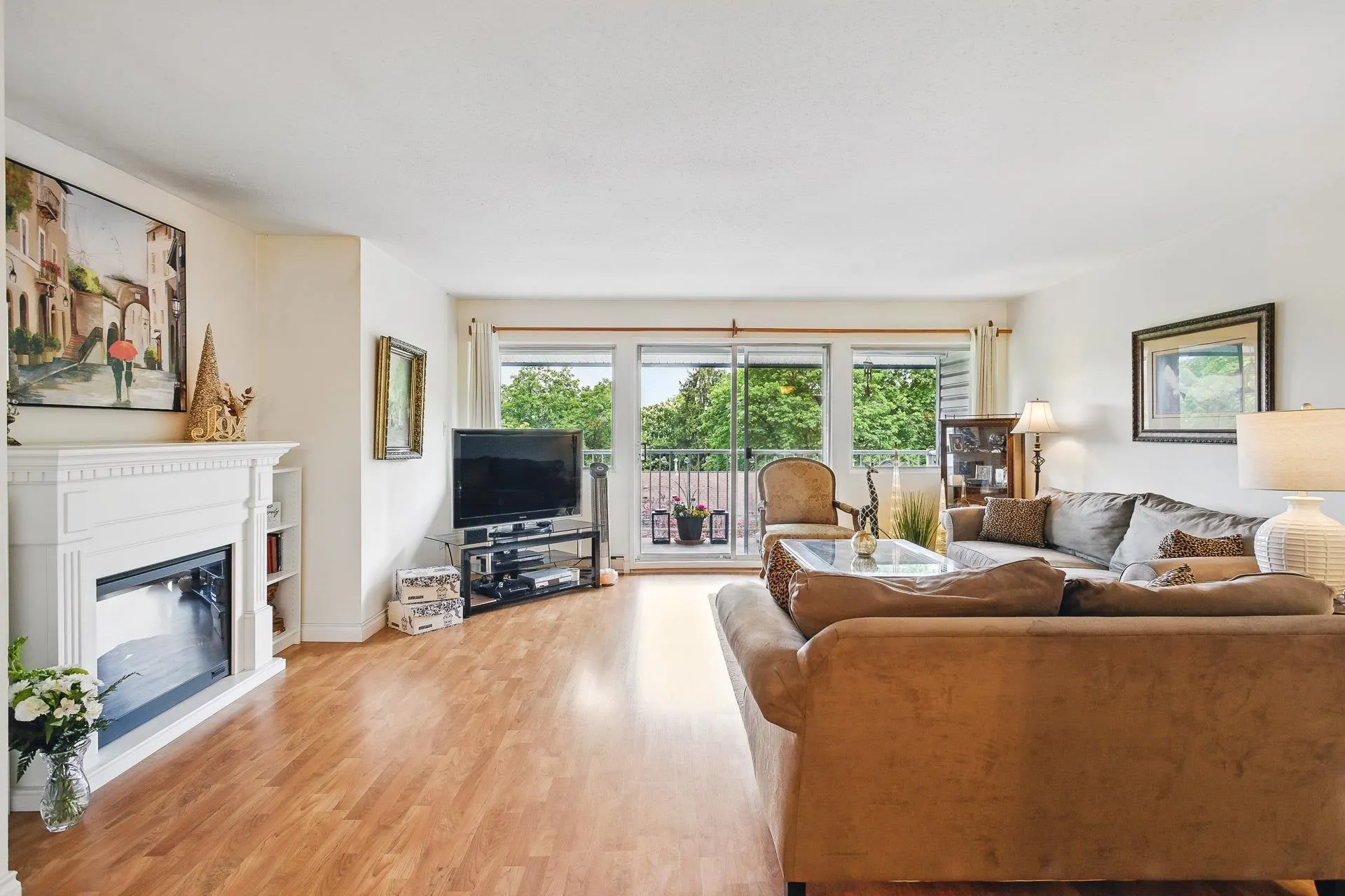 1087 Cecile Drive