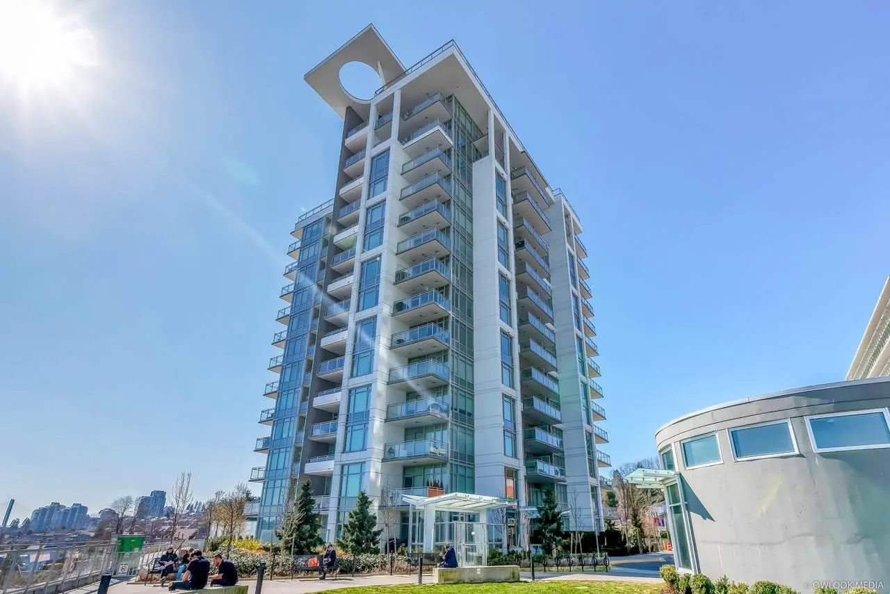 208 200 Nelson's Crescent