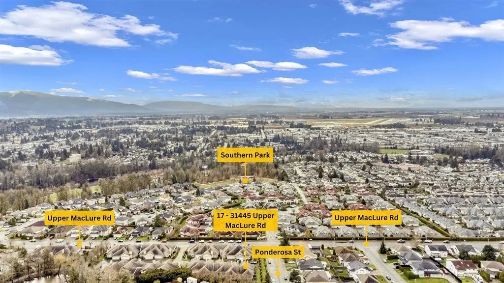 17 31445 Upper Maclure Road