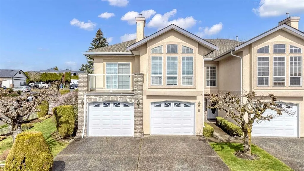 17 31445 Upper Maclure Road