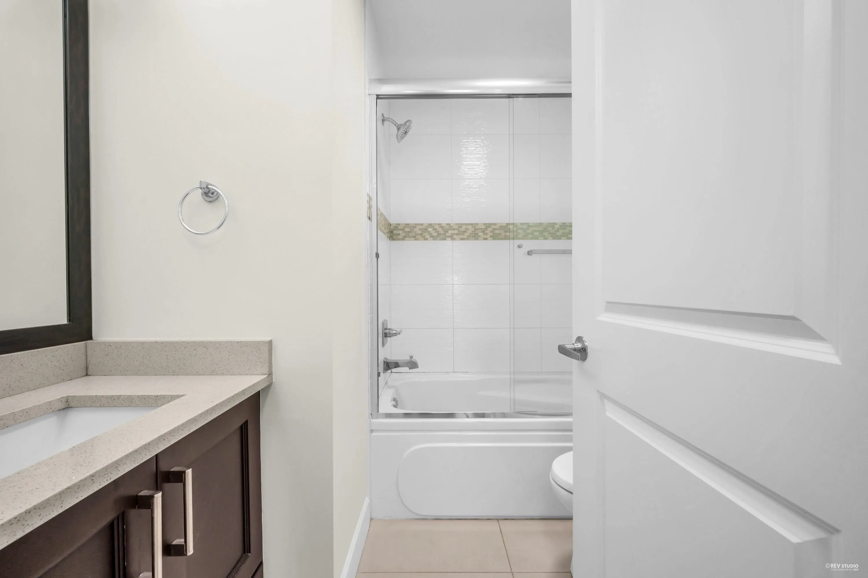 201 423 8th Street