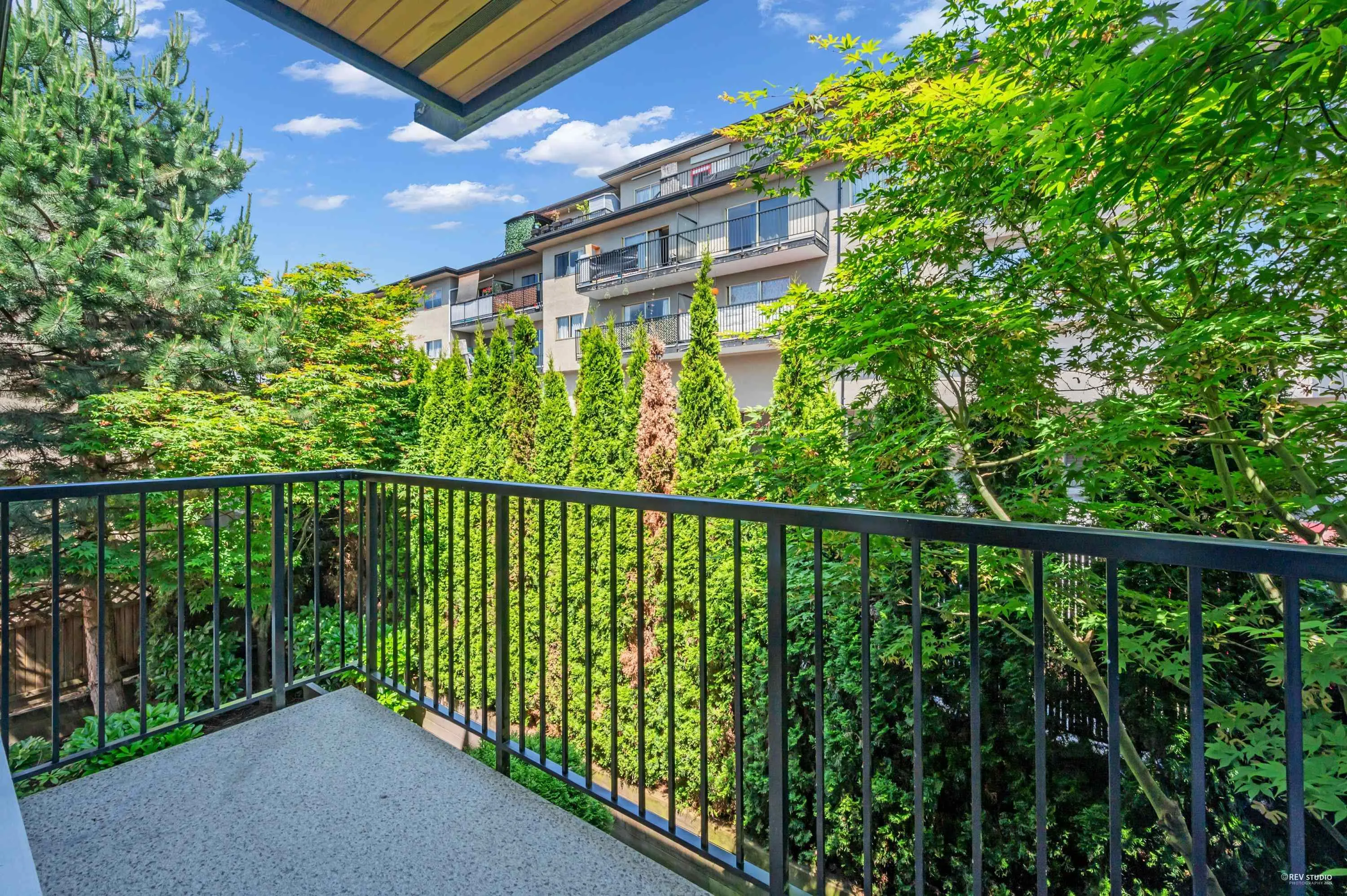 201 423 8th Street