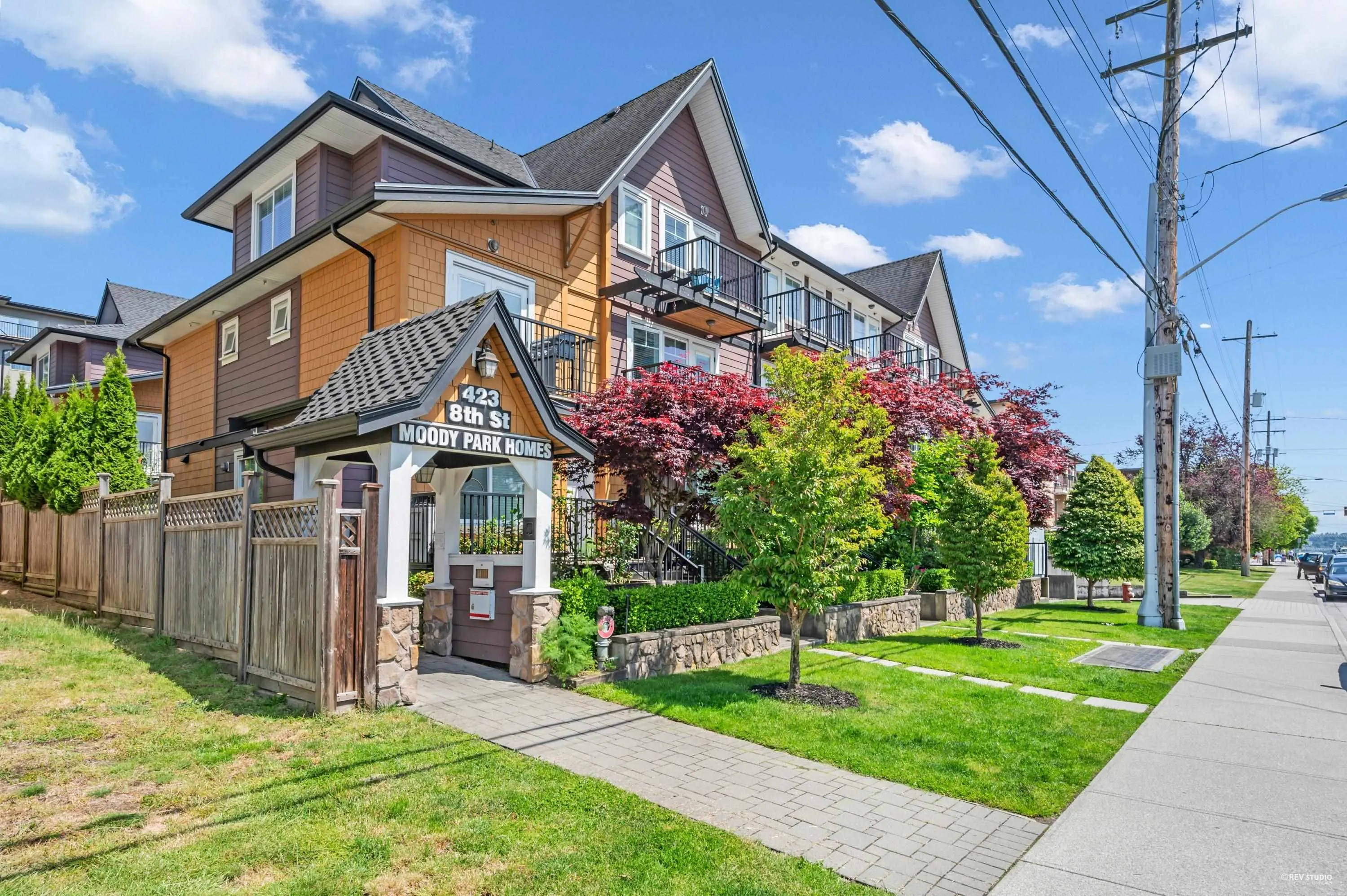 201 423 8th Street