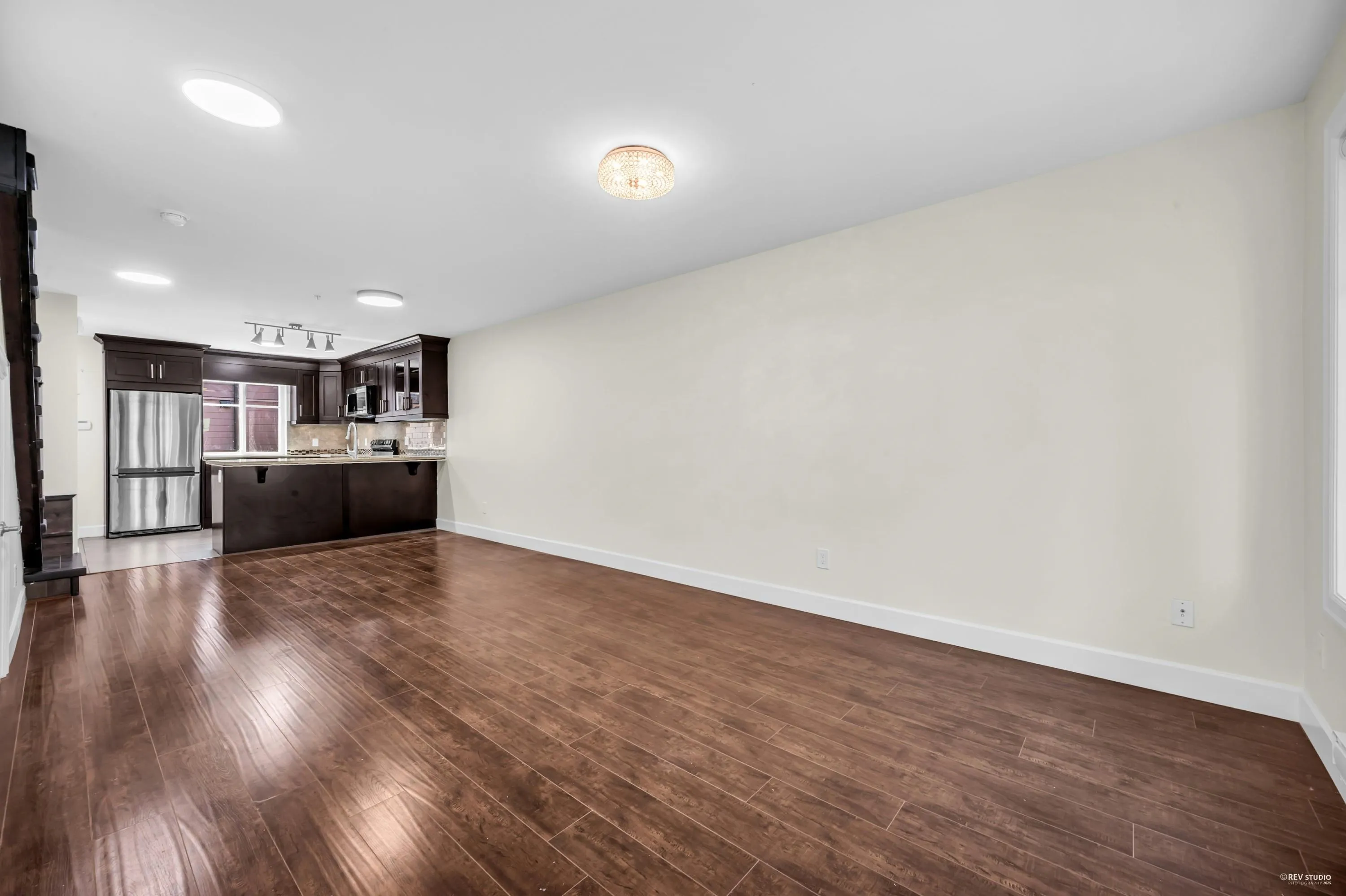 201 423 8th Street