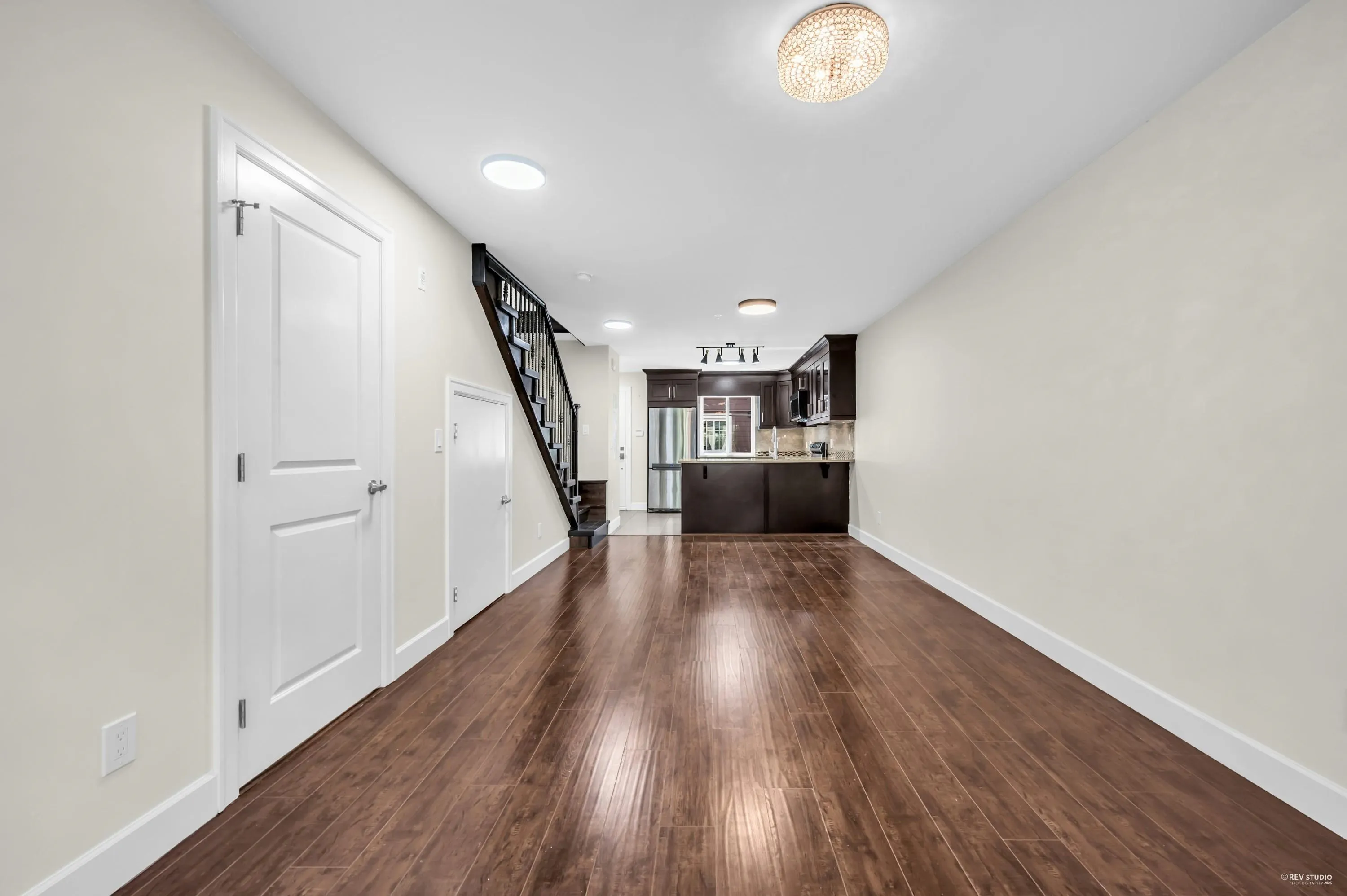 201 423 8th Street