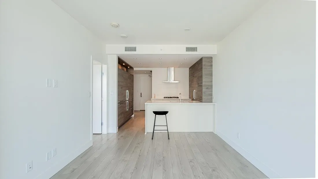 1203 7358 Edmonds Street