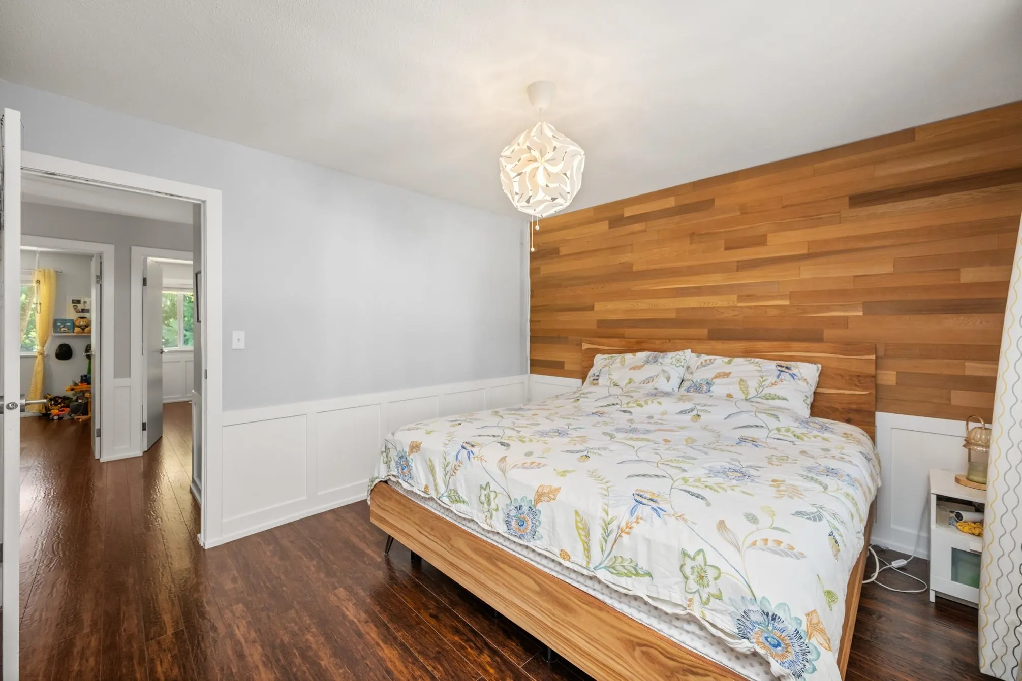32450 Grebe Crescent