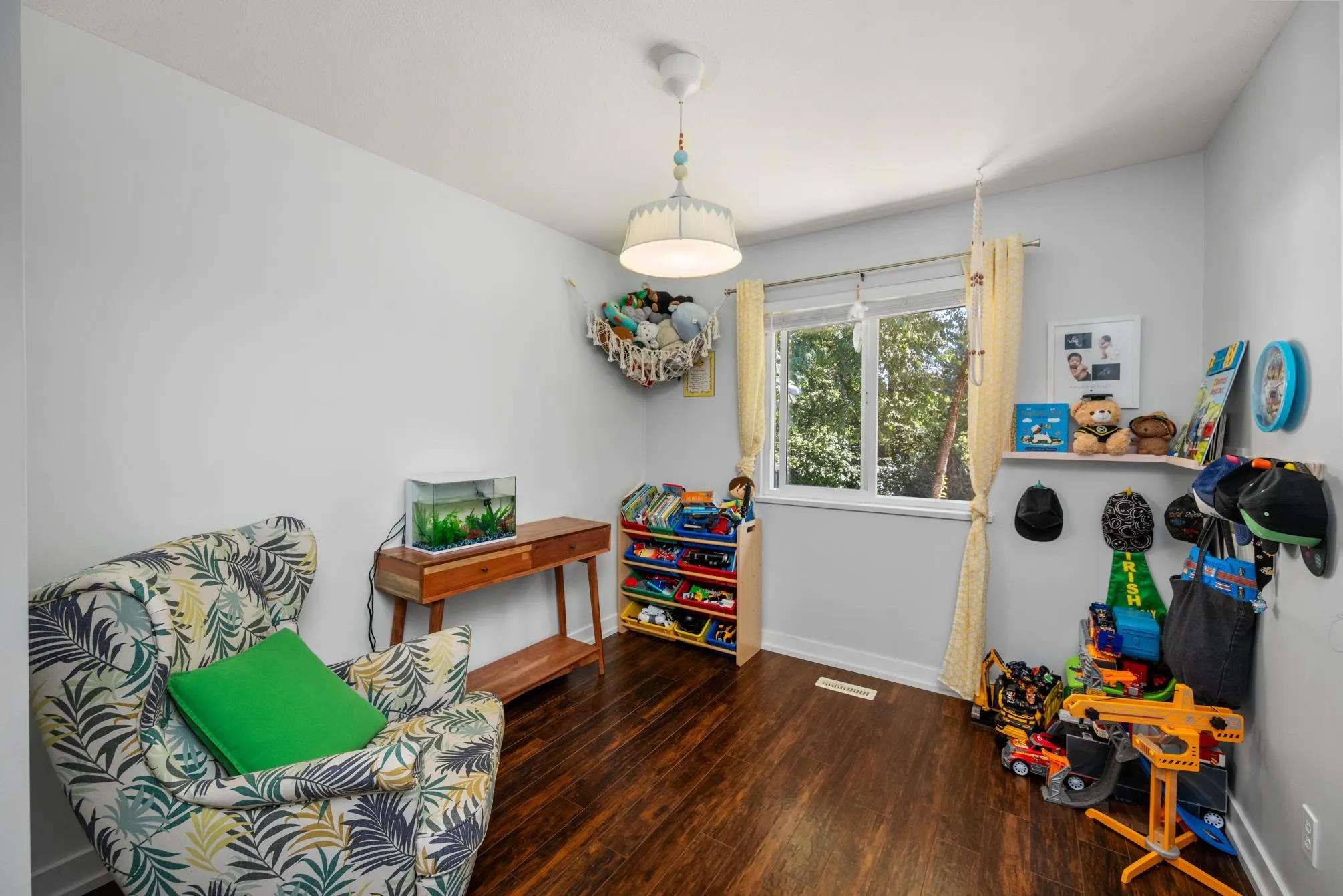 32450 Grebe Crescent