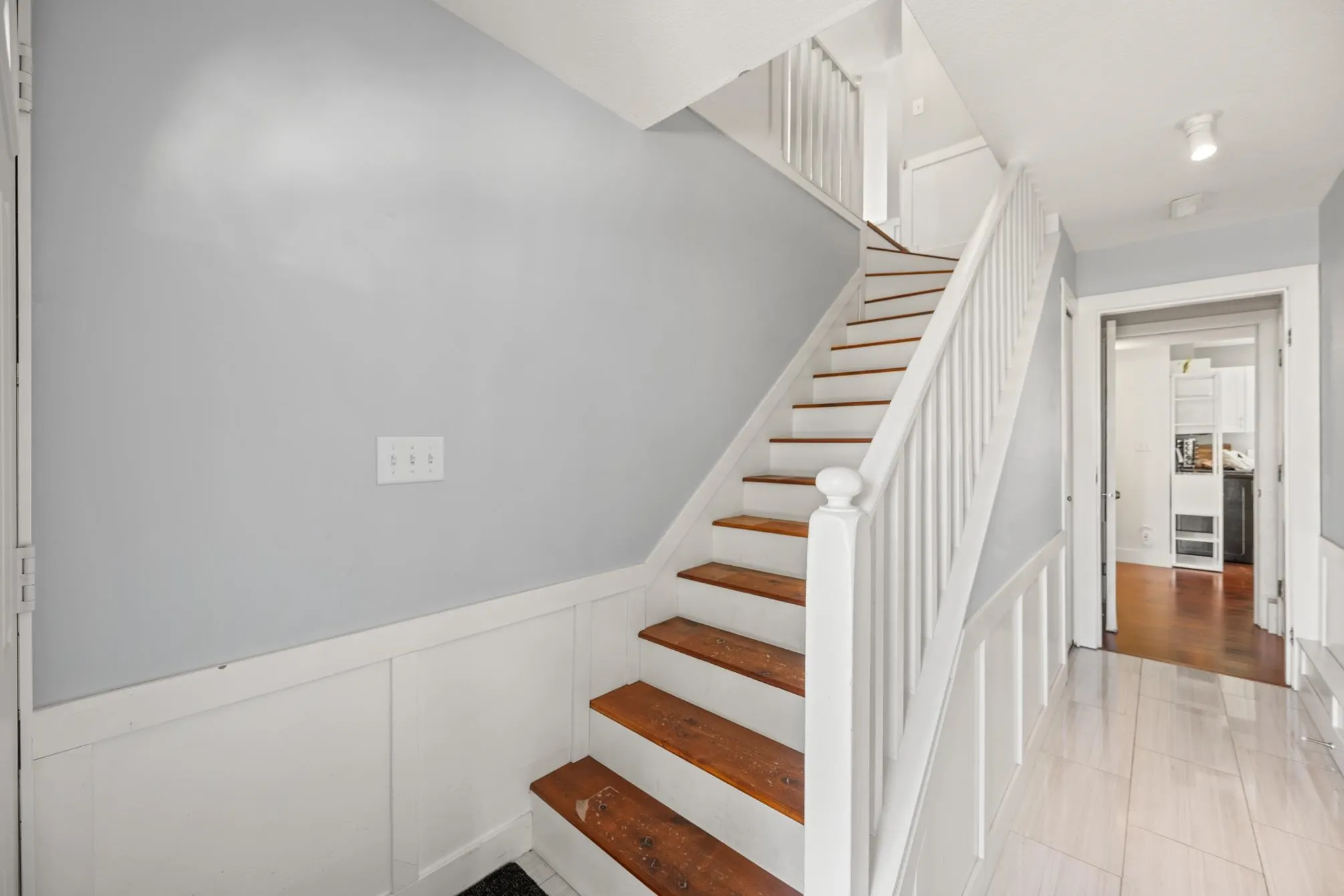 32450 Grebe Crescent