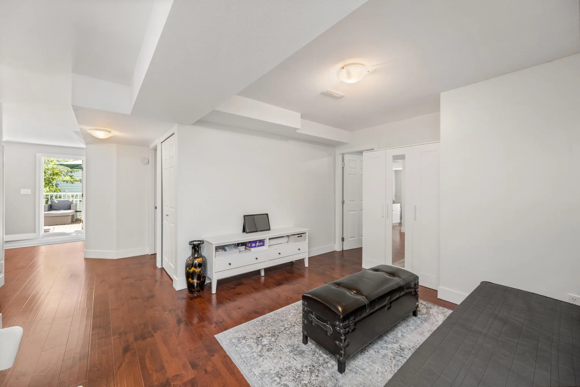 32450 Grebe Crescent