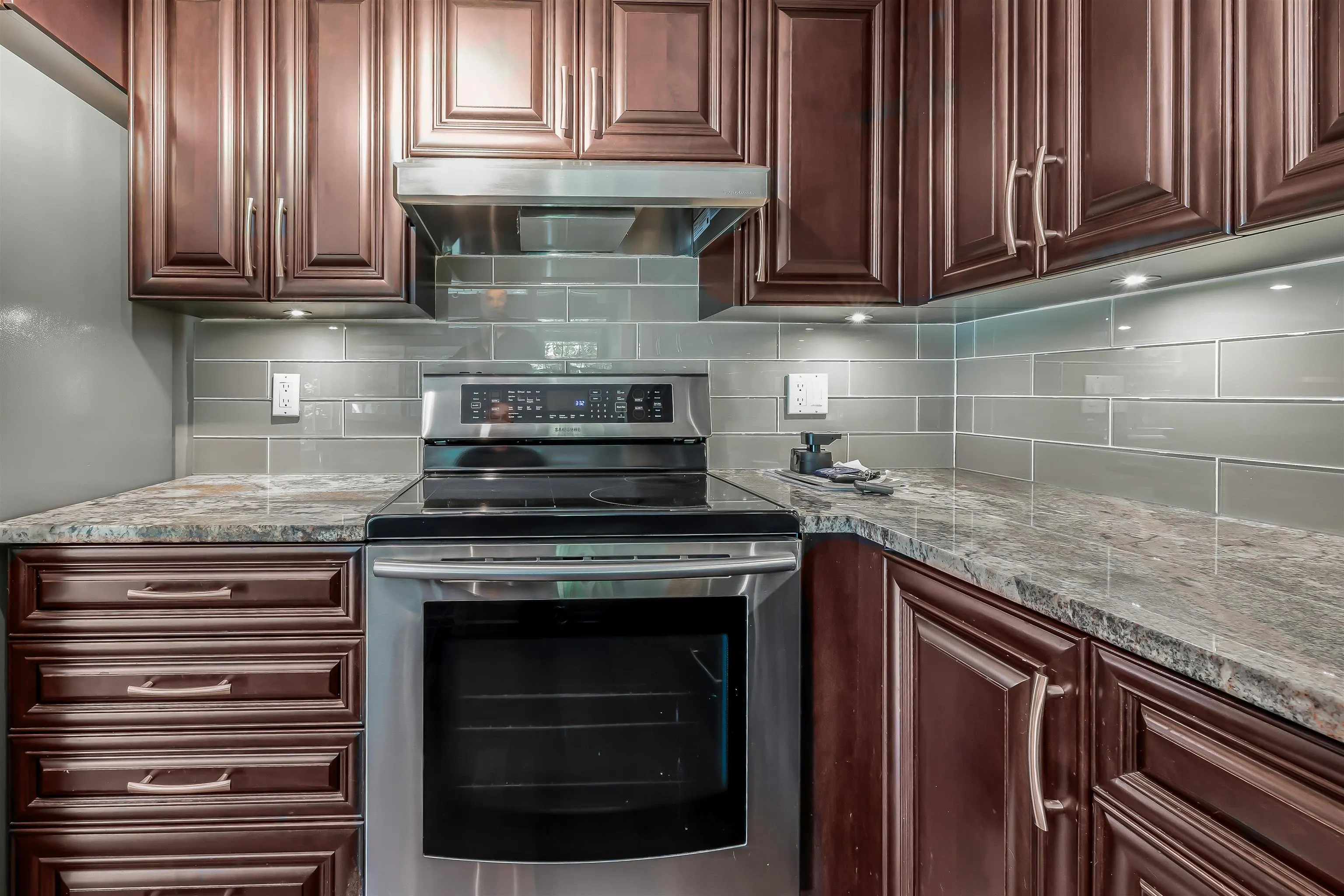 101 180 Ravine Drive