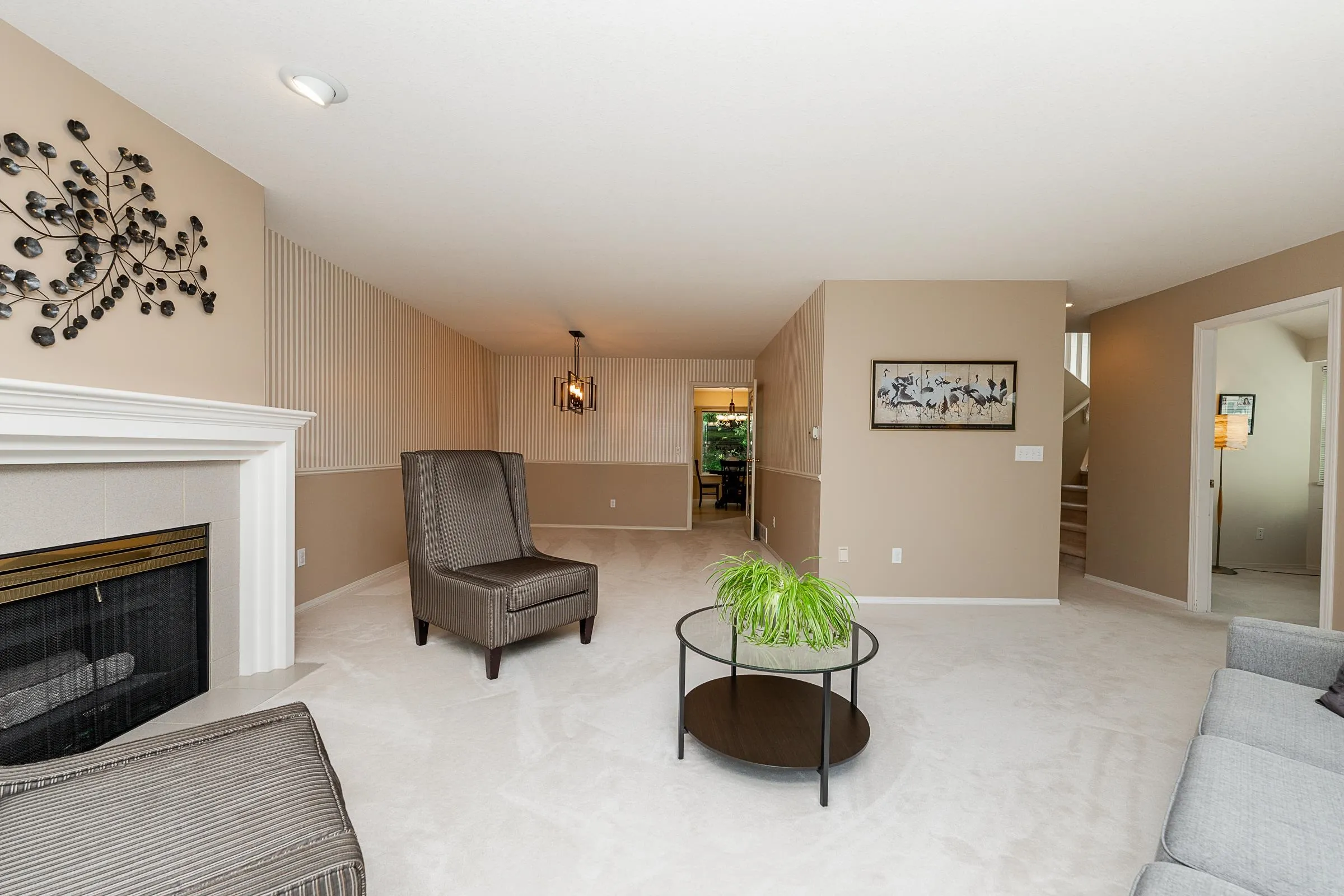 87 101 Parkside Drive