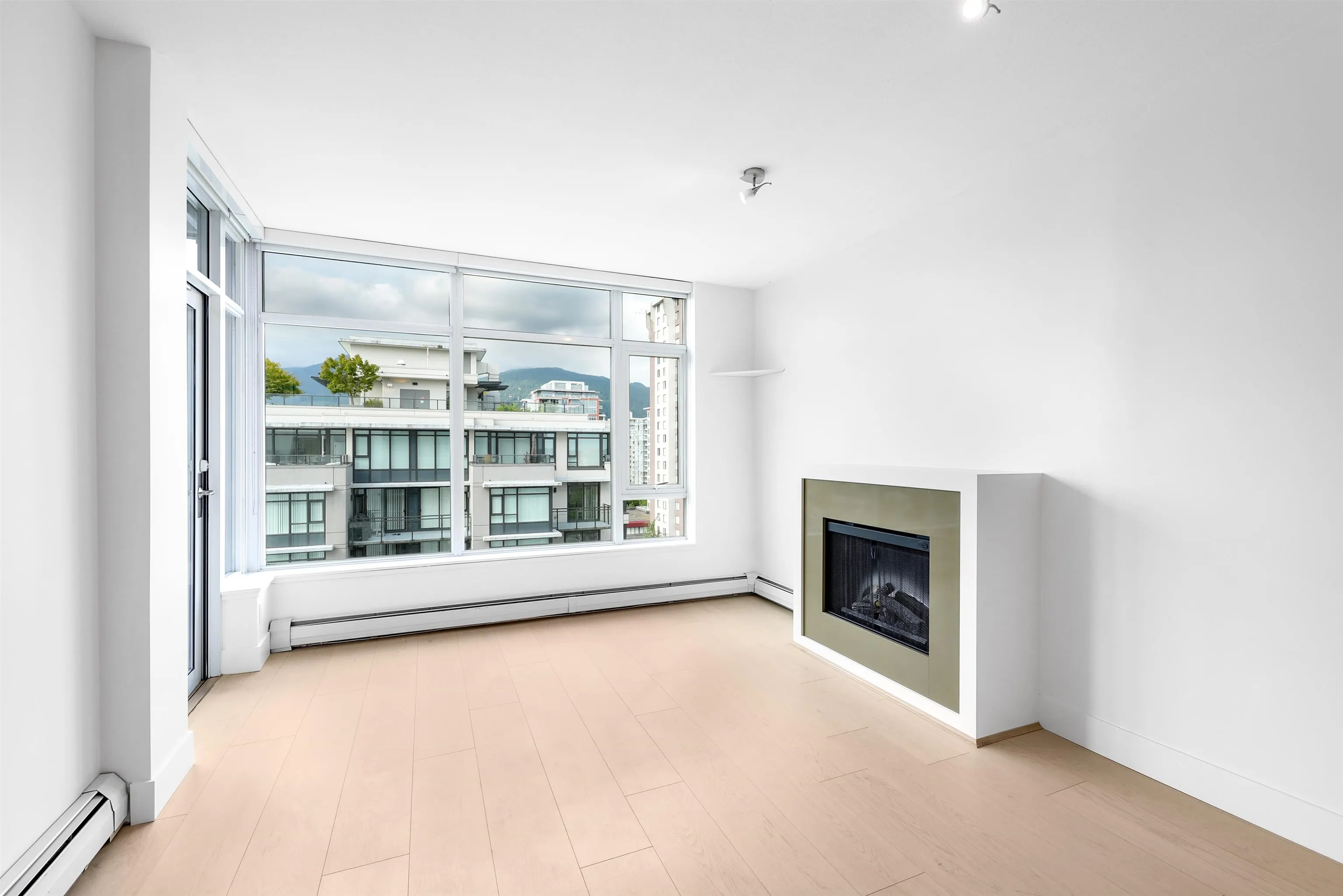 1406 1320 Chesterfield Avenue