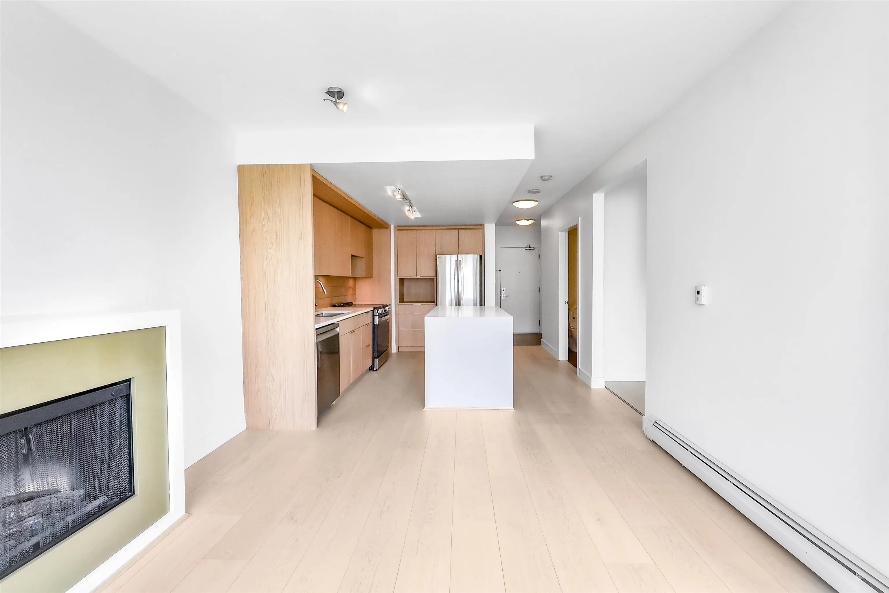 1406 1320 Chesterfield Avenue