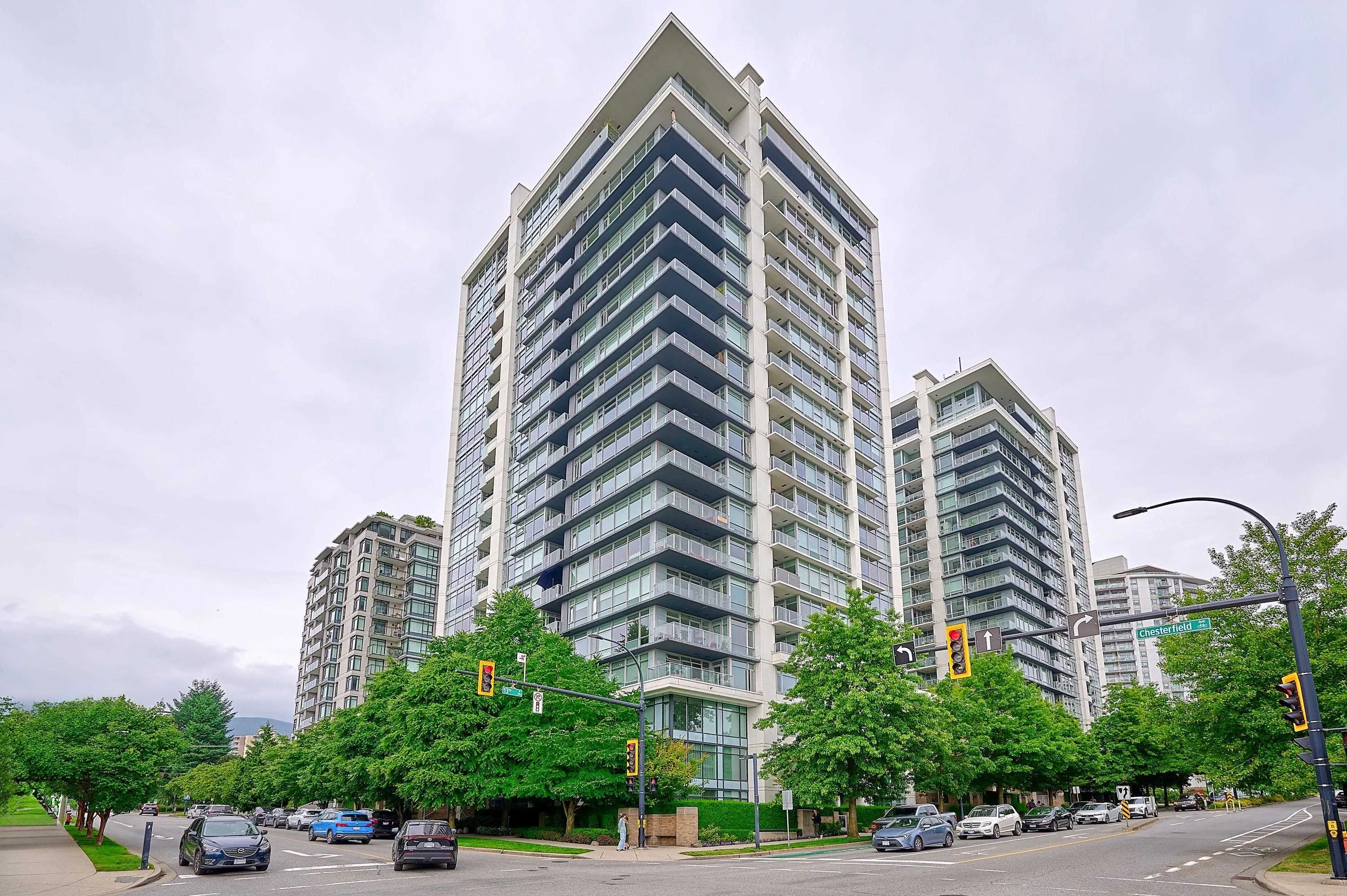1406 1320 Chesterfield Avenue