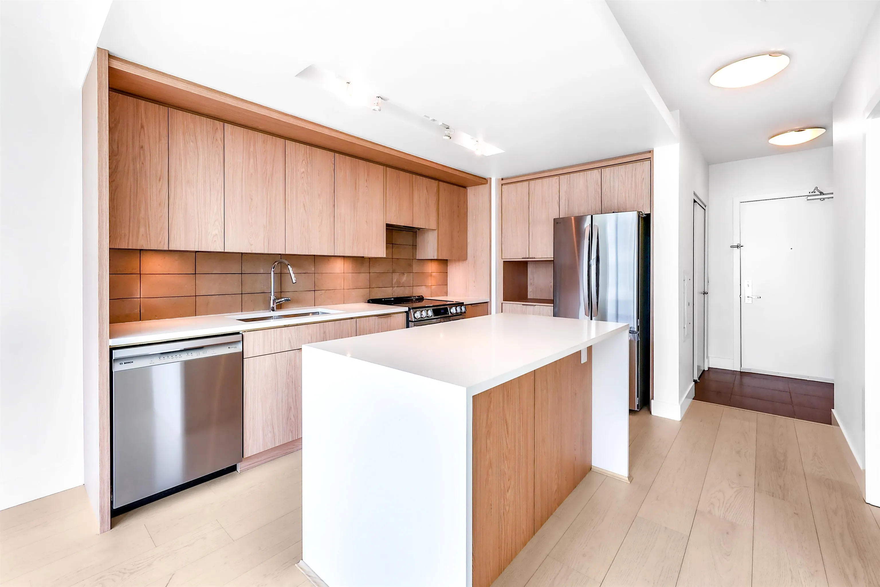 1406 1320 Chesterfield Avenue